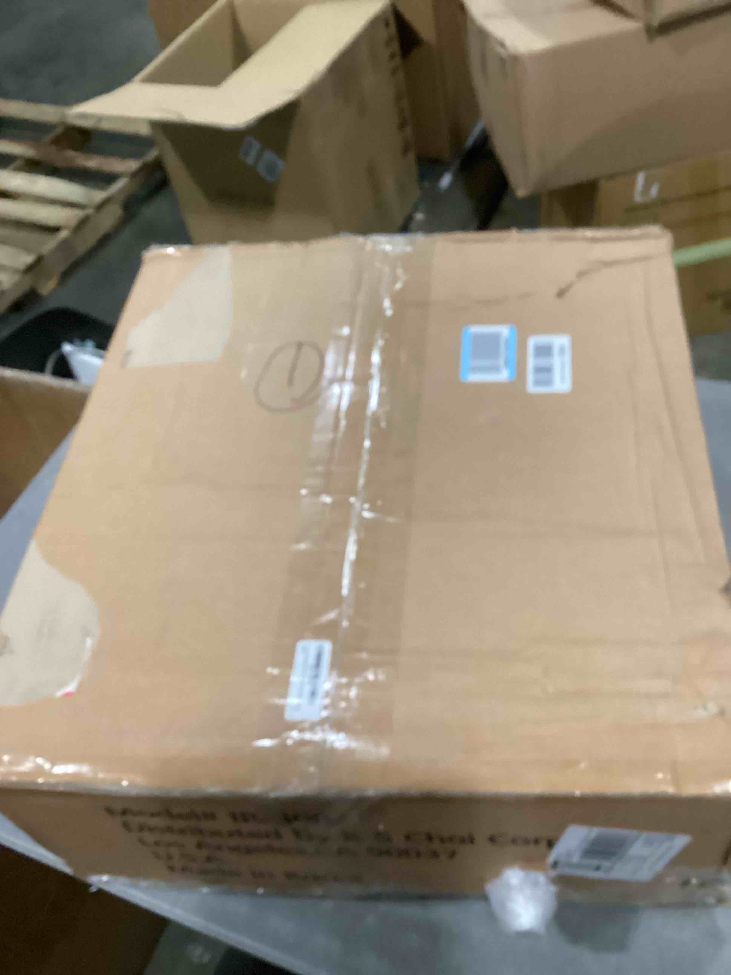 https://s3.amazonaws.com/lotting-images-prod/bidfta/PNK2547092_1749729658799.jpeg