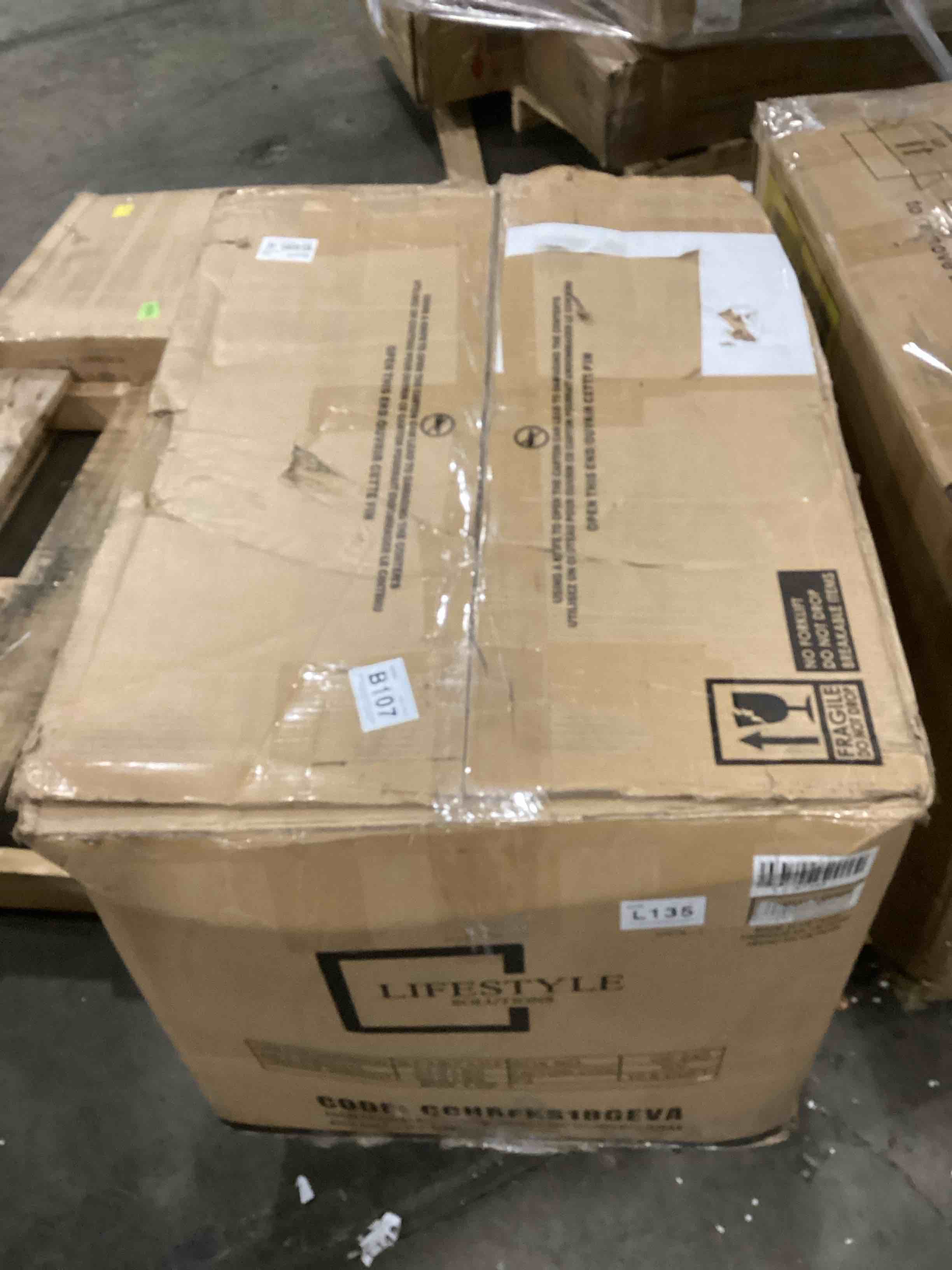 https://s3.amazonaws.com/lotting-images-prod/bidfta/PNK2547560_1750079442937.jpeg