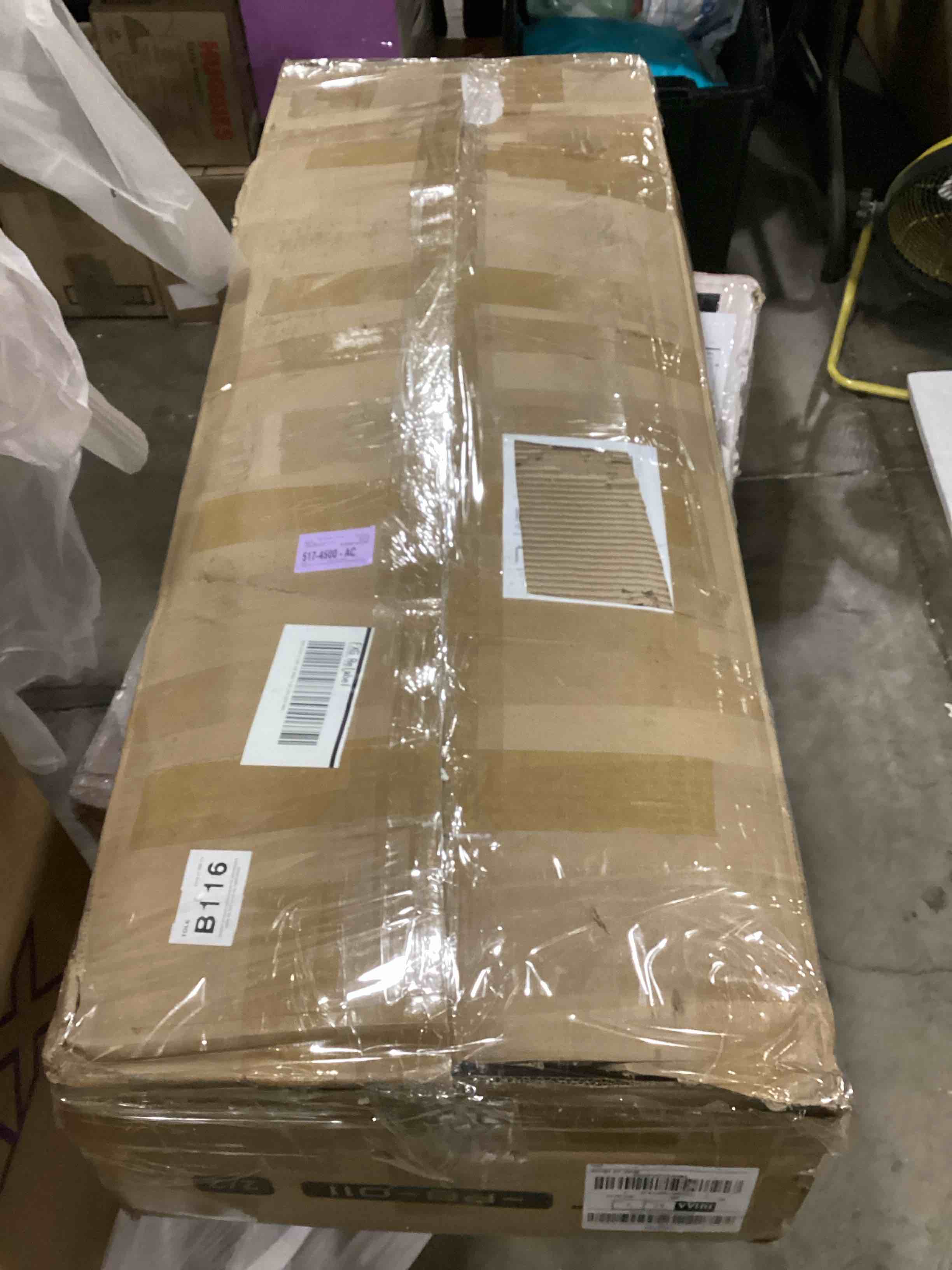 https://s3.amazonaws.com/lotting-images-prod/bidfta/PNK2547898_1750273059129.jpeg