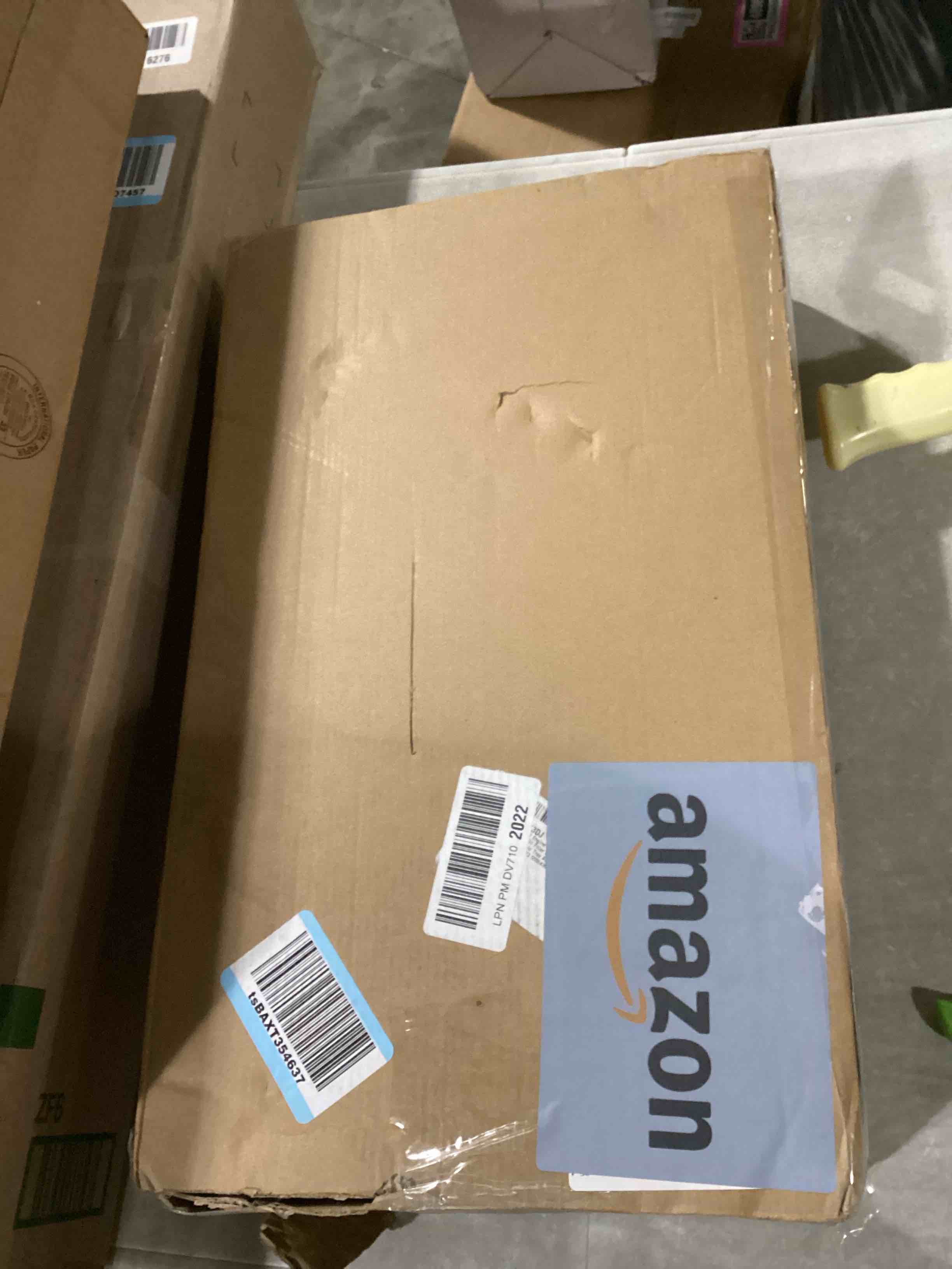 https://s3.amazonaws.com/lotting-images-prod/bidfta/PNK2548820_1749128092489.jpeg