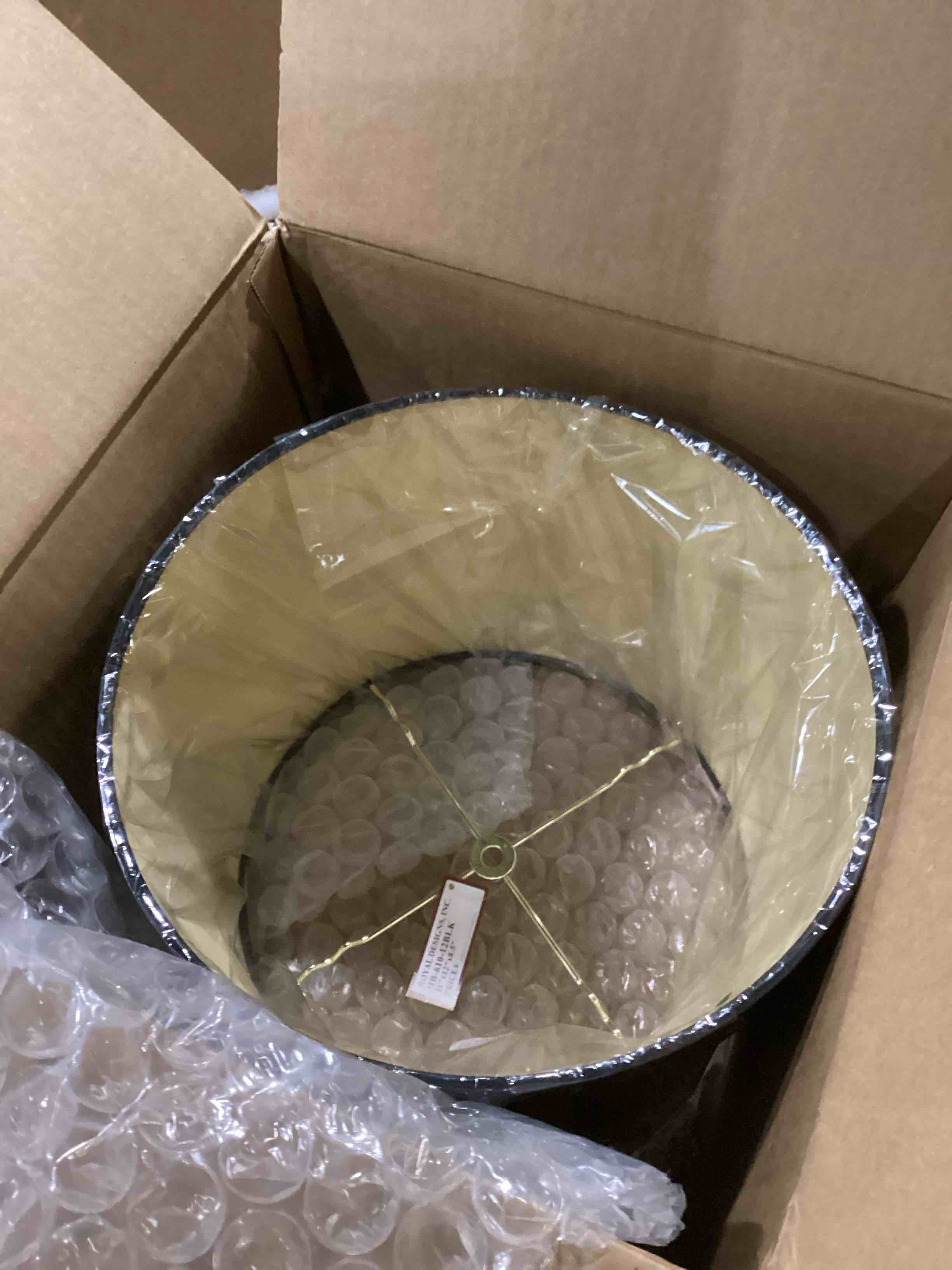 https://s3.amazonaws.com/lotting-images-prod/bidfta/PNK2549178_1749491098824.jpeg