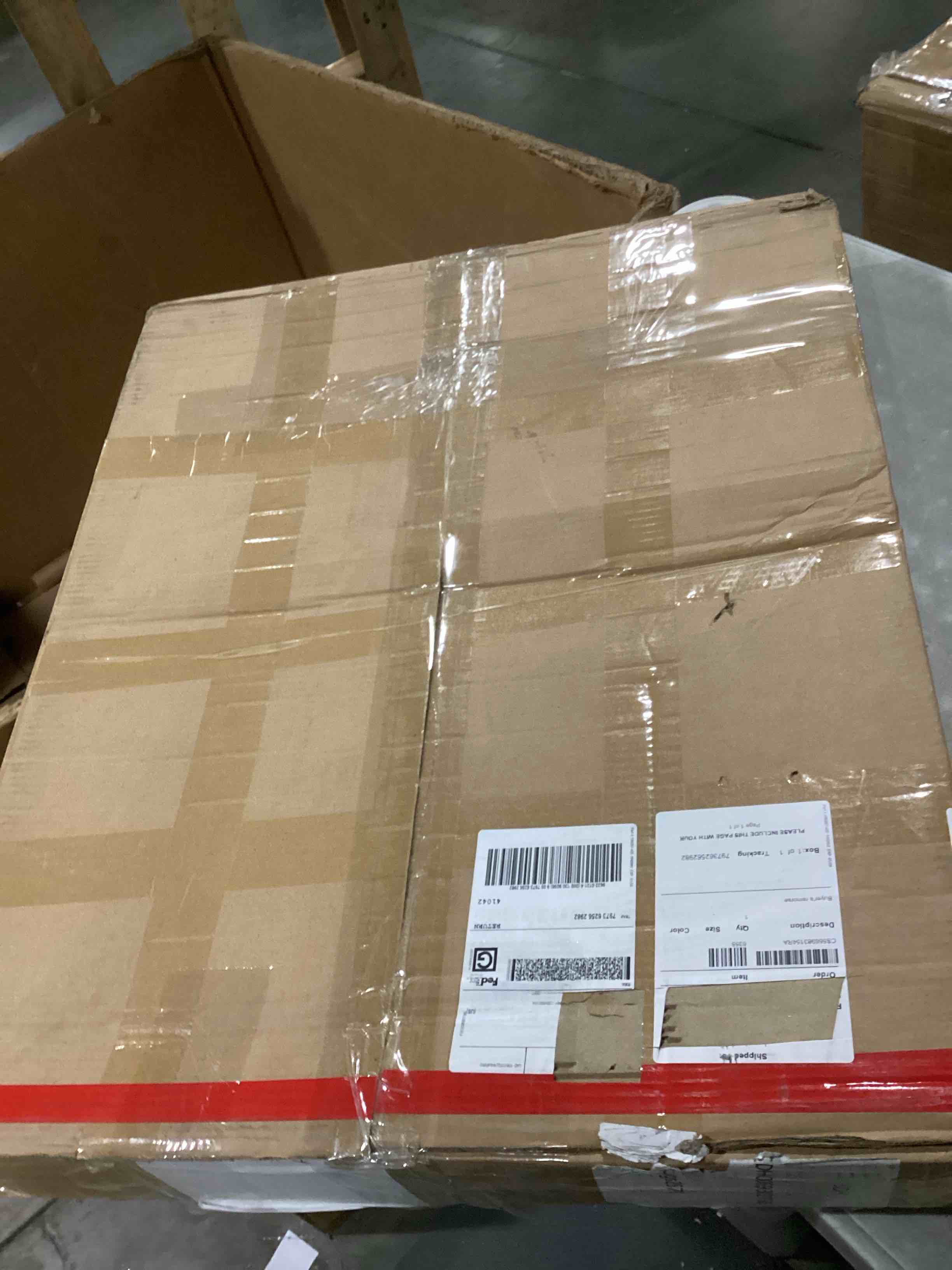 https://s3.amazonaws.com/lotting-images-prod/bidfta/PNK2549271_1749563303444.jpeg