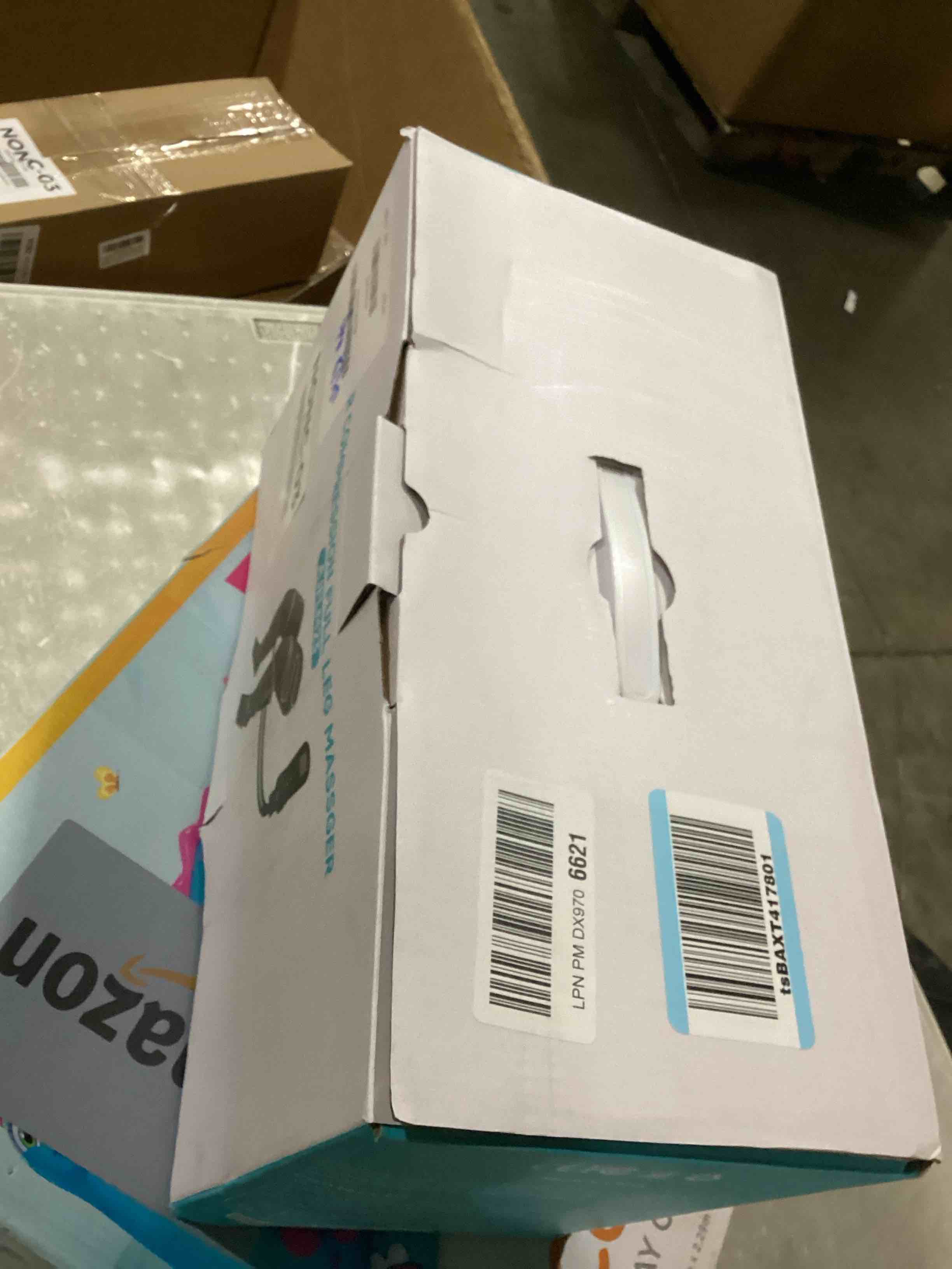 https://s3.amazonaws.com/lotting-images-prod/bidfta/PNK2550122_1750249438168.jpeg