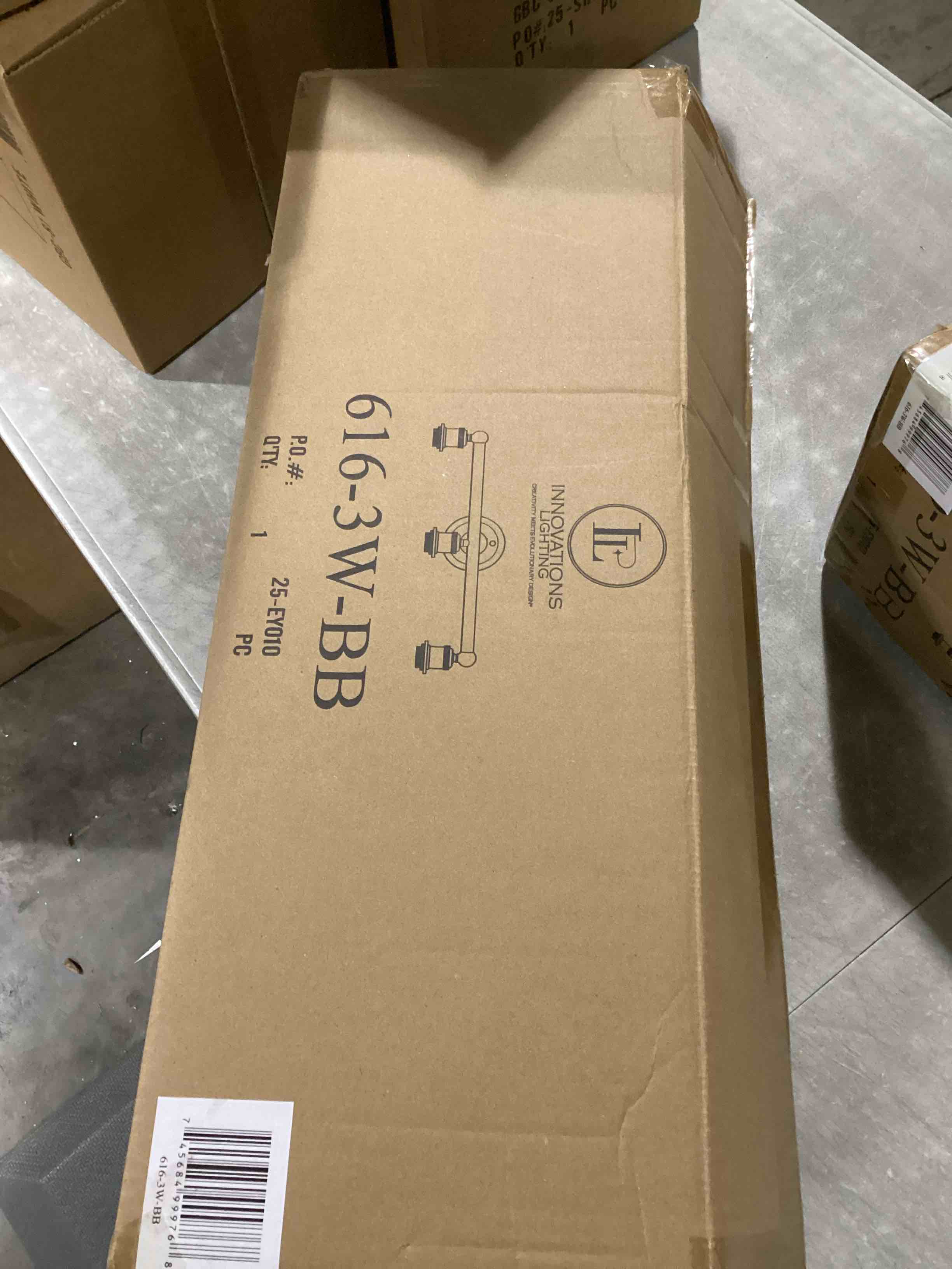 https://s3.amazonaws.com/lotting-images-prod/bidfta/PNK2550201_1750265353155.jpeg