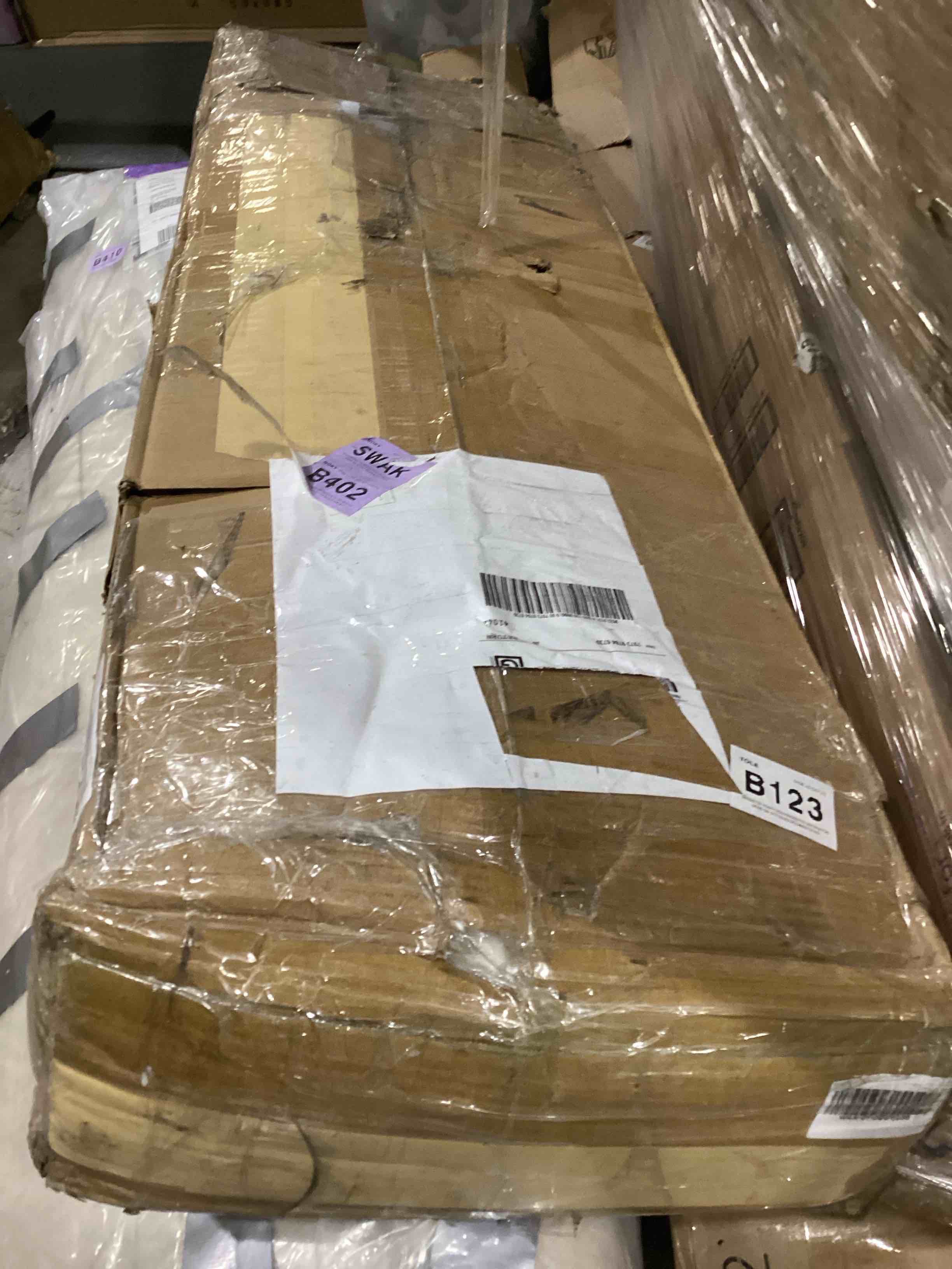 https://s3.amazonaws.com/lotting-images-prod/bidfta/PNK2550273_1750340815463.jpeg