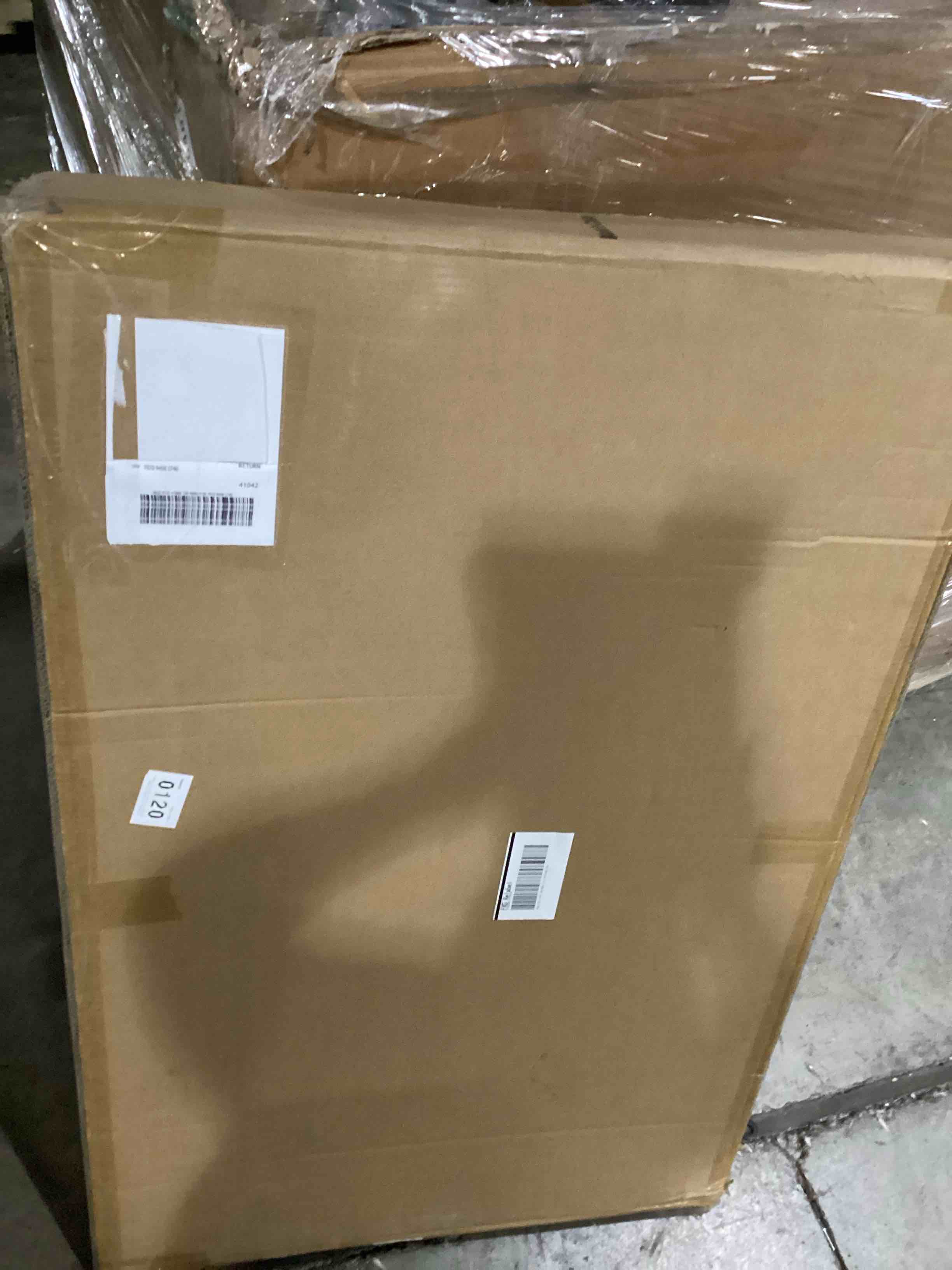 https://s3.amazonaws.com/lotting-images-prod/bidfta/PNK2550318_1750354495559.jpeg