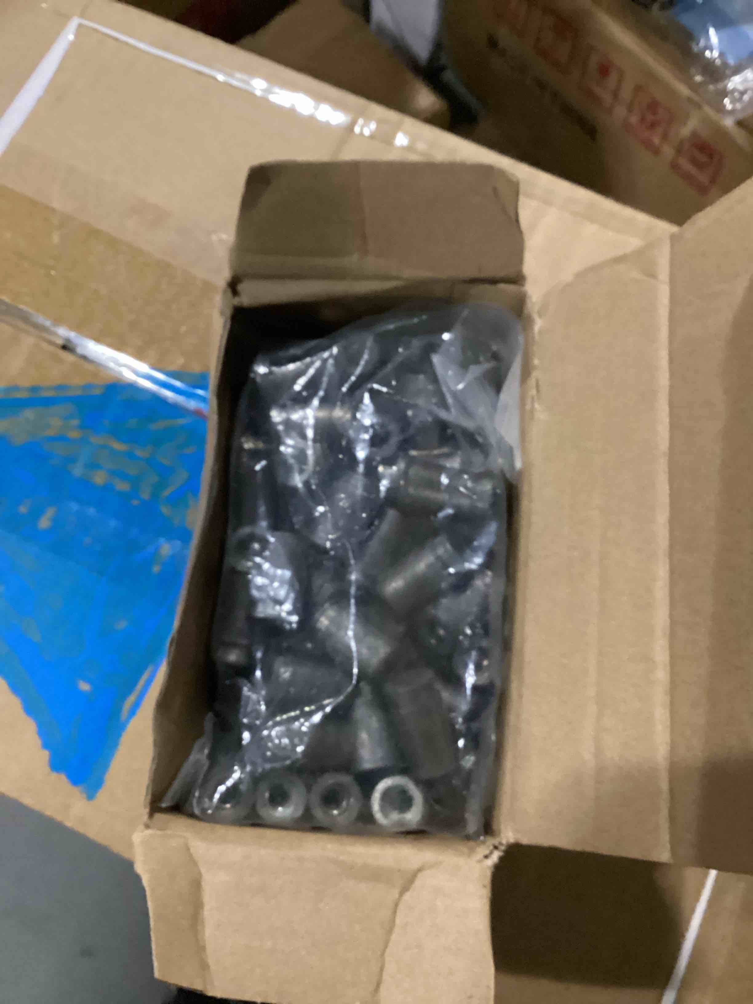 https://s3.amazonaws.com/lotting-images-prod/bidfta/PNK2550540_1750688399336.jpeg