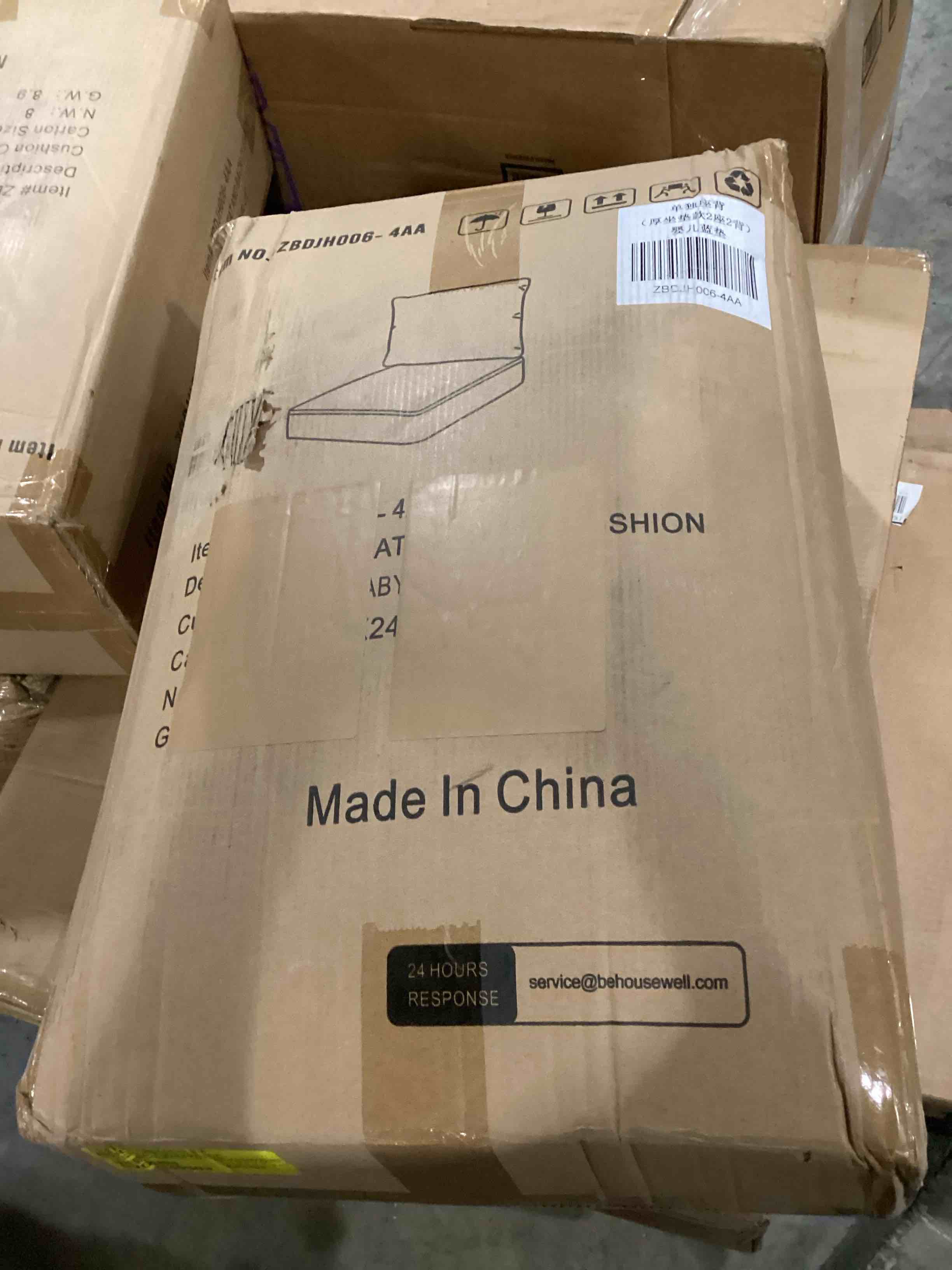 https://s3.amazonaws.com/lotting-images-prod/bidfta/PNK2550608_1750698389508.jpeg