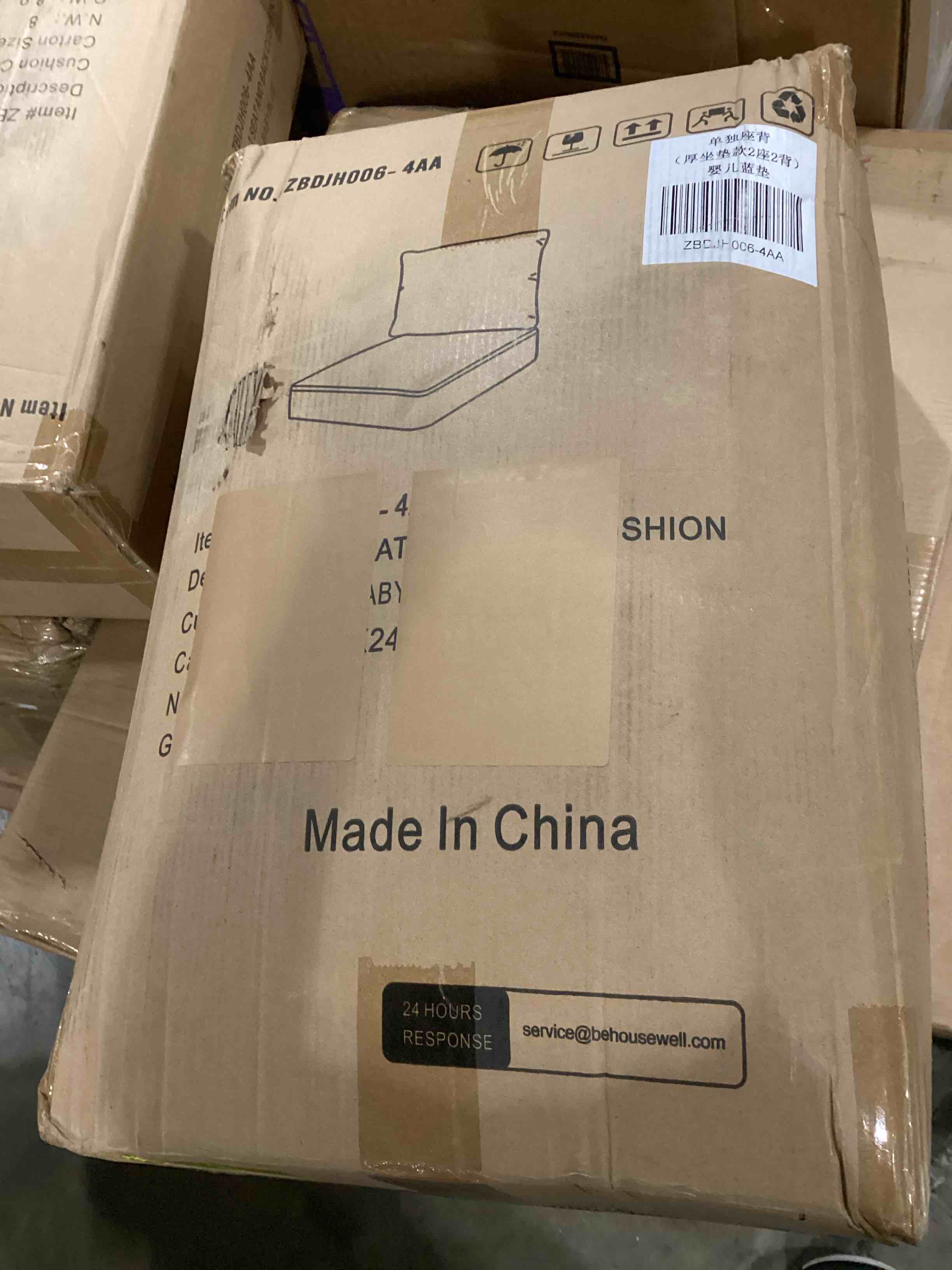 https://s3.amazonaws.com/lotting-images-prod/bidfta/PNK2550608_1750698391270.jpeg