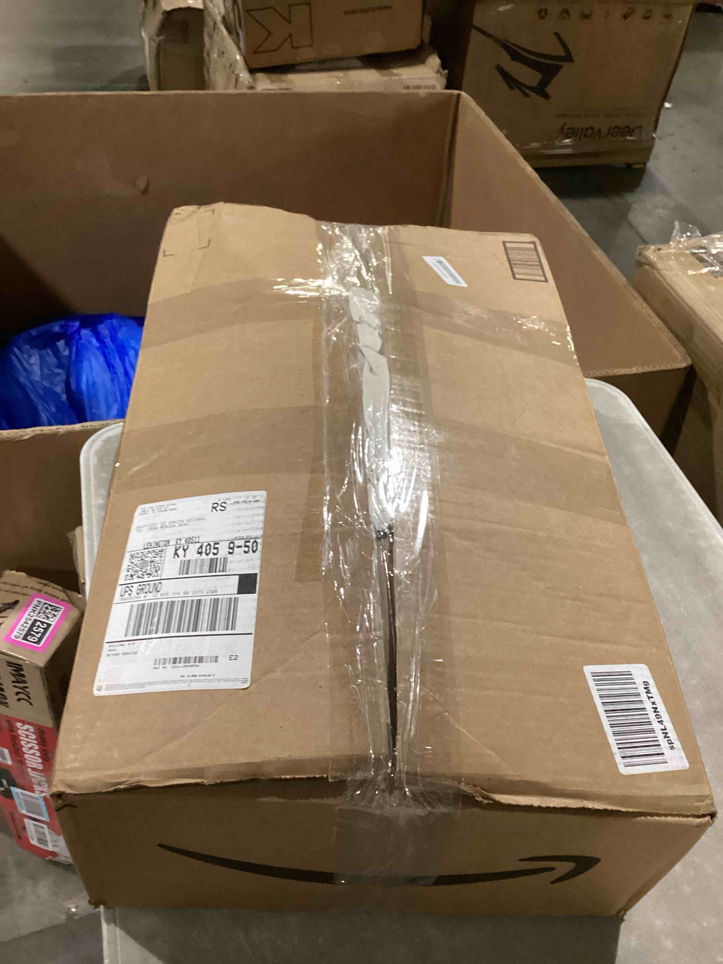 https://s3.amazonaws.com/lotting-images-prod/bidfta/PNK2552895_1746712570002.jpeg