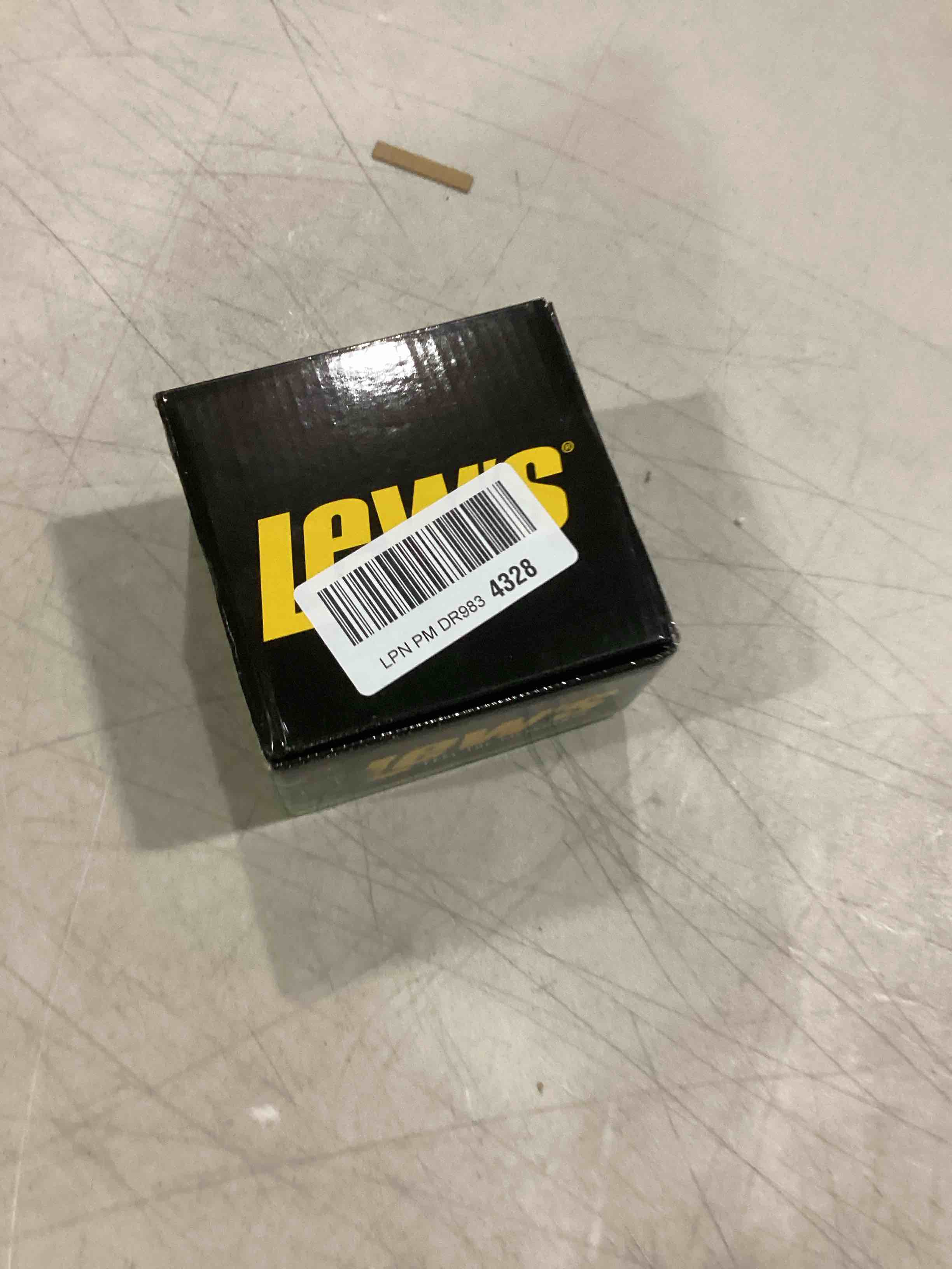 https://s3.amazonaws.com/lotting-images-prod/bidfta/PNK2554020_1746018239009.jpeg