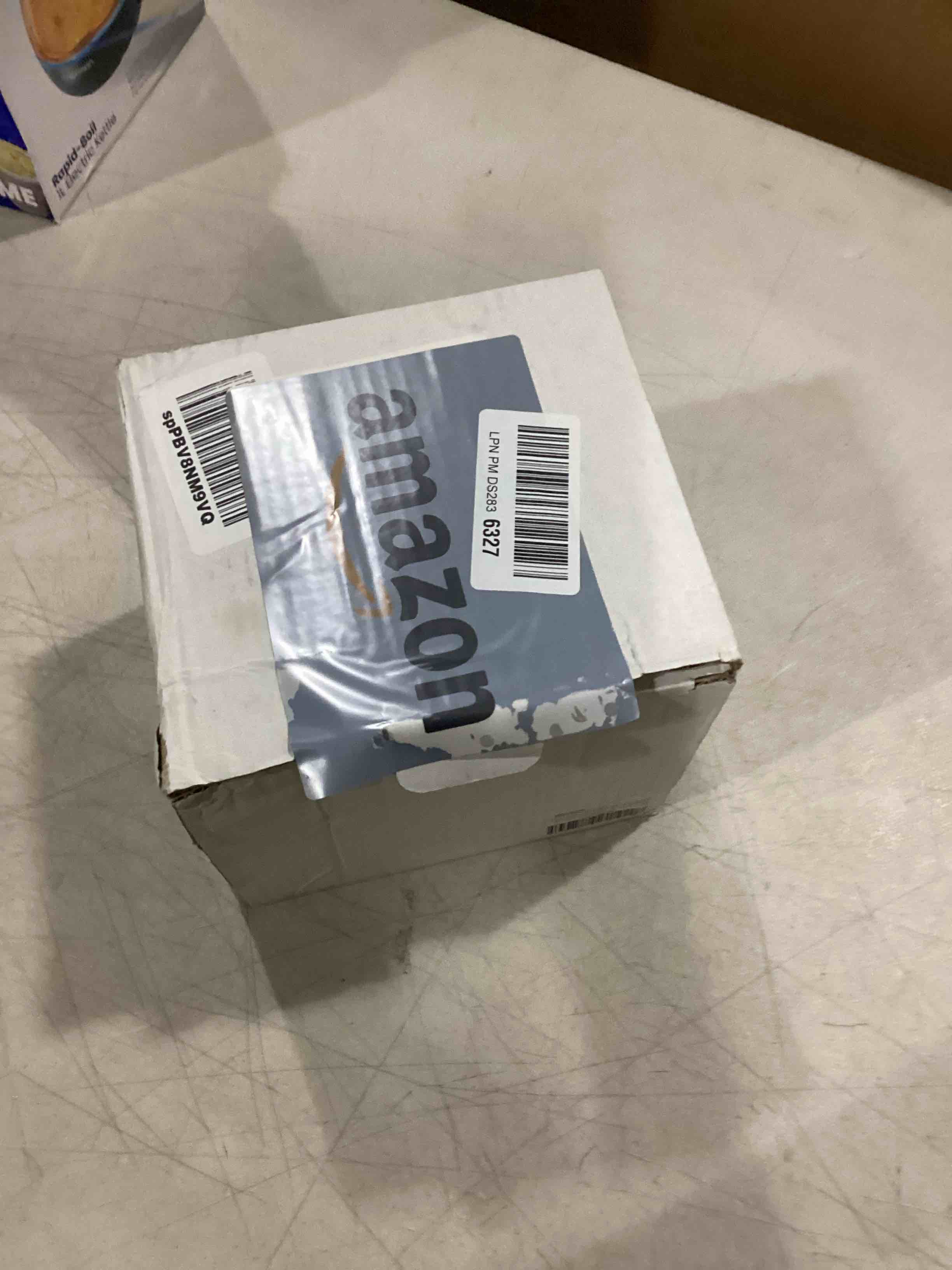 https://s3.amazonaws.com/lotting-images-prod/bidfta/PNK2554500_1746185131600.jpeg