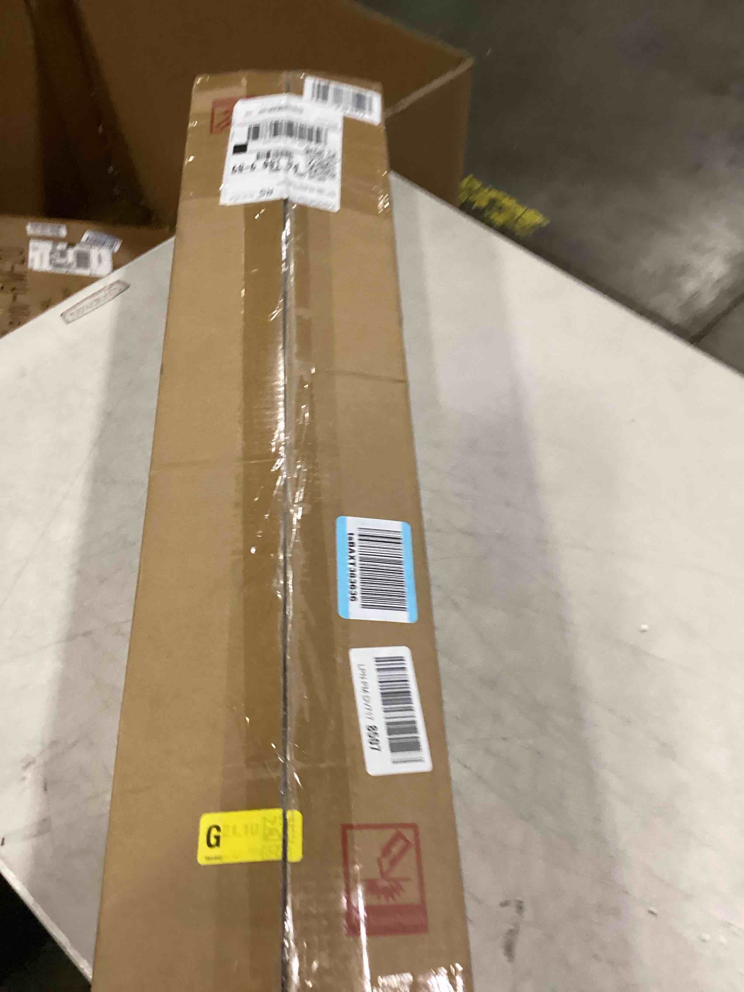 https://s3.amazonaws.com/lotting-images-prod/bidfta/PNK2554603_1746193668333.jpeg