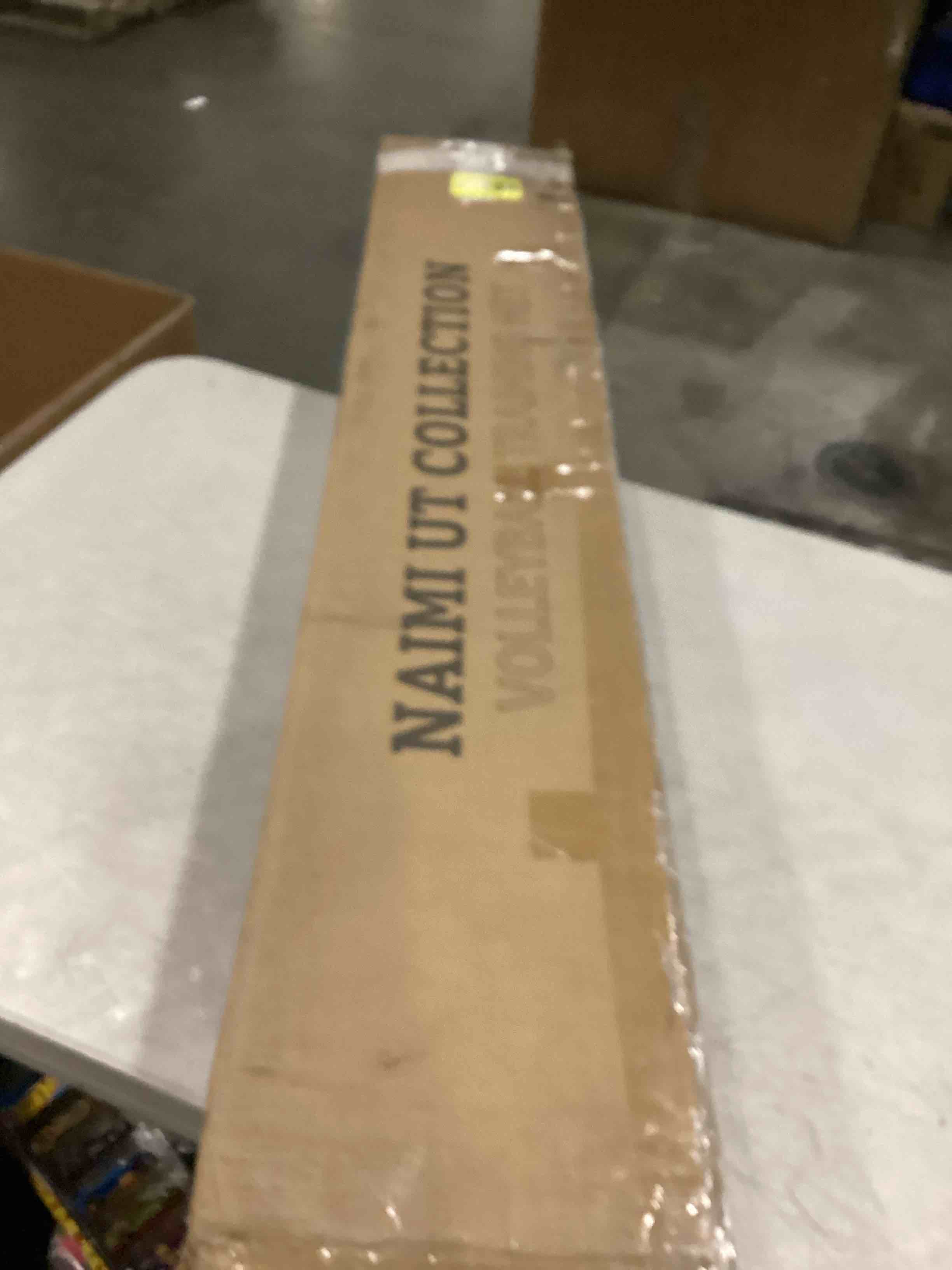 https://s3.amazonaws.com/lotting-images-prod/bidfta/PNK2554685_1746444571978.jpeg