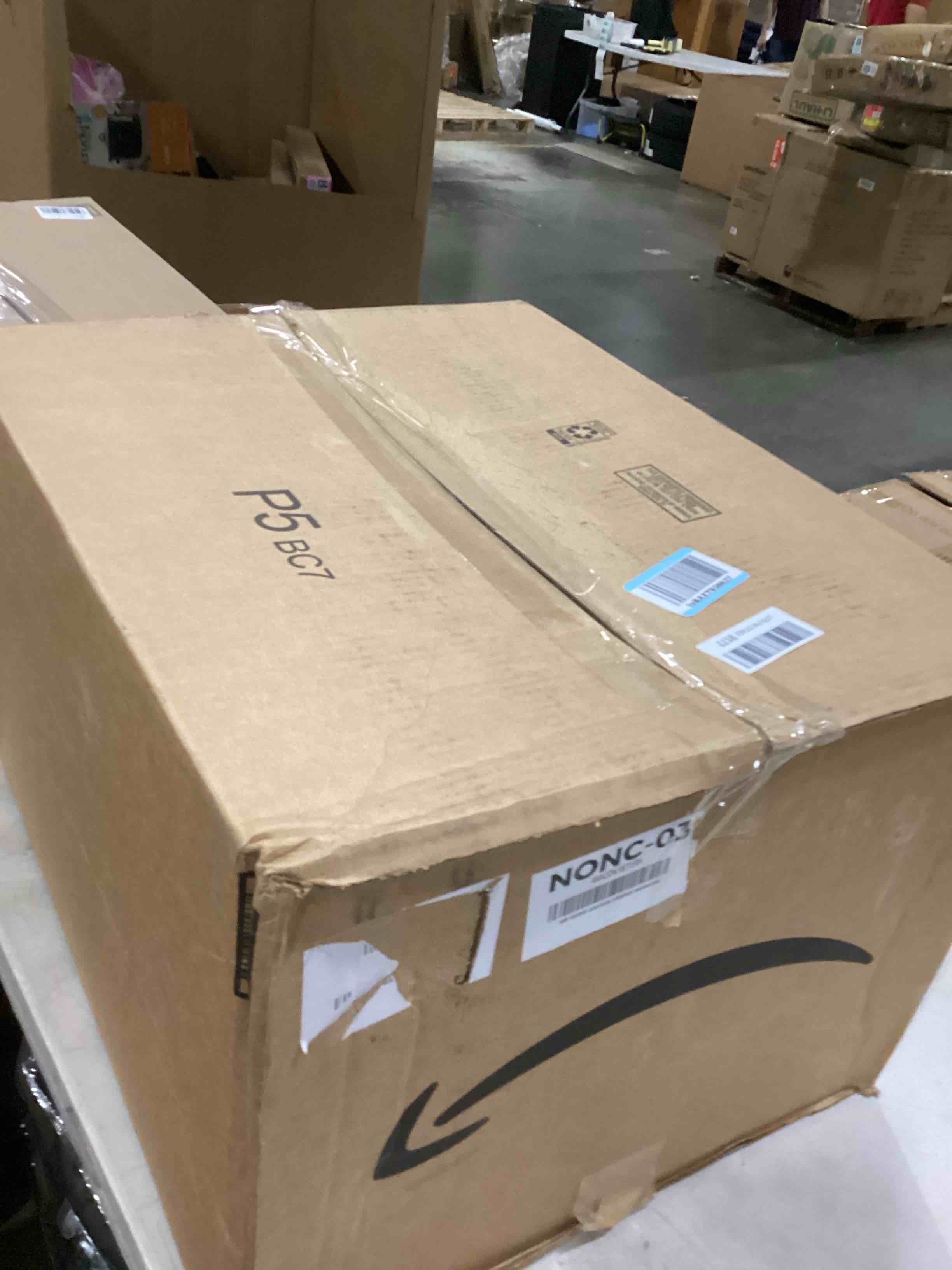 https://s3.amazonaws.com/lotting-images-prod/bidfta/PNK2555068_1746617083008.jpeg