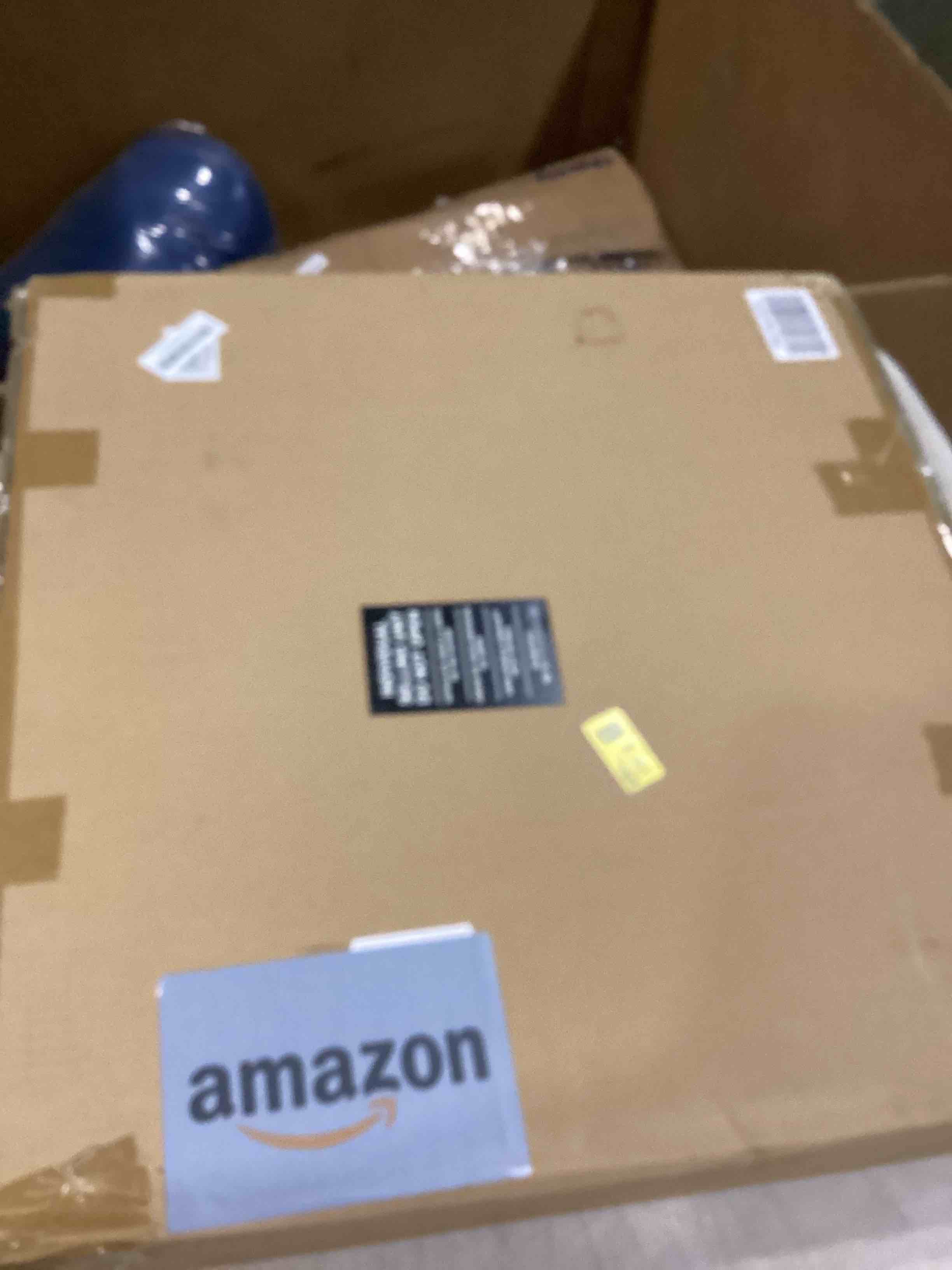 https://s3.amazonaws.com/lotting-images-prod/bidfta/PNK2555121_1746623073025.jpeg