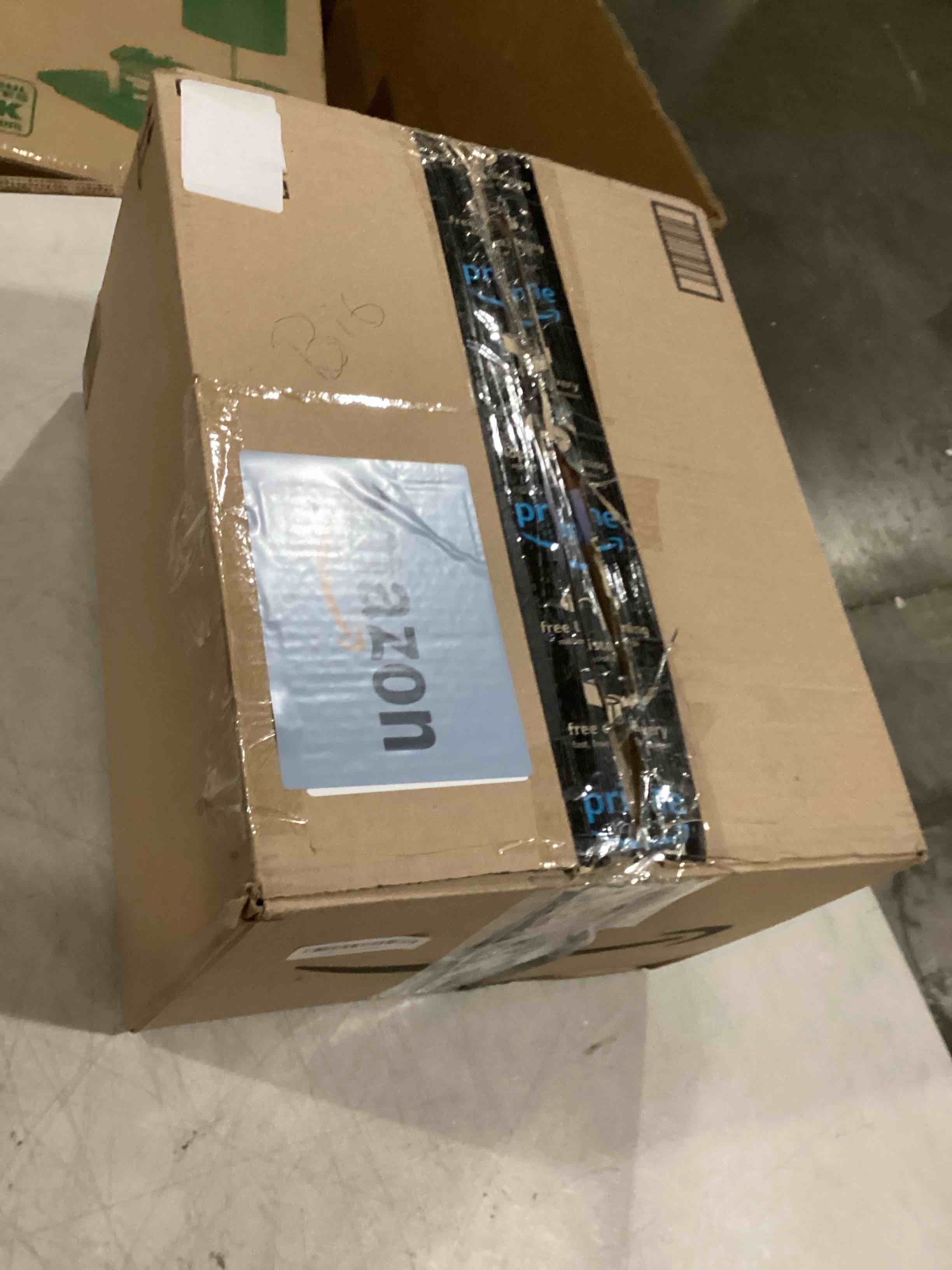 https://s3.amazonaws.com/lotting-images-prod/bidfta/PNK2555144_1746644253420.jpeg