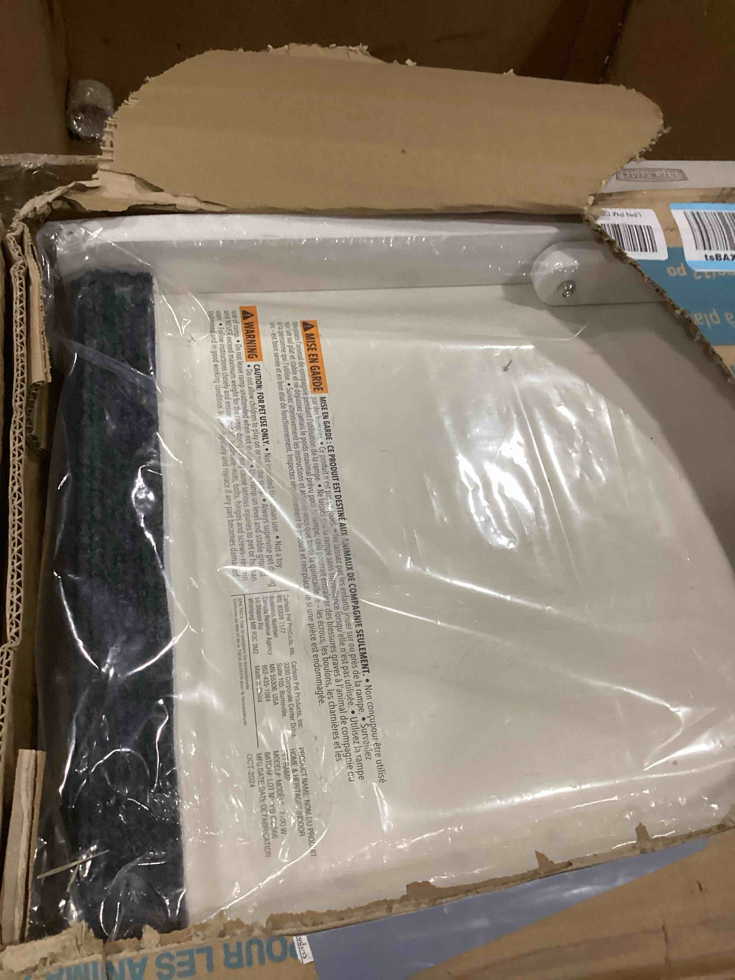 https://s3.amazonaws.com/lotting-images-prod/bidfta/PNK2555556_1747076296410.jpeg
