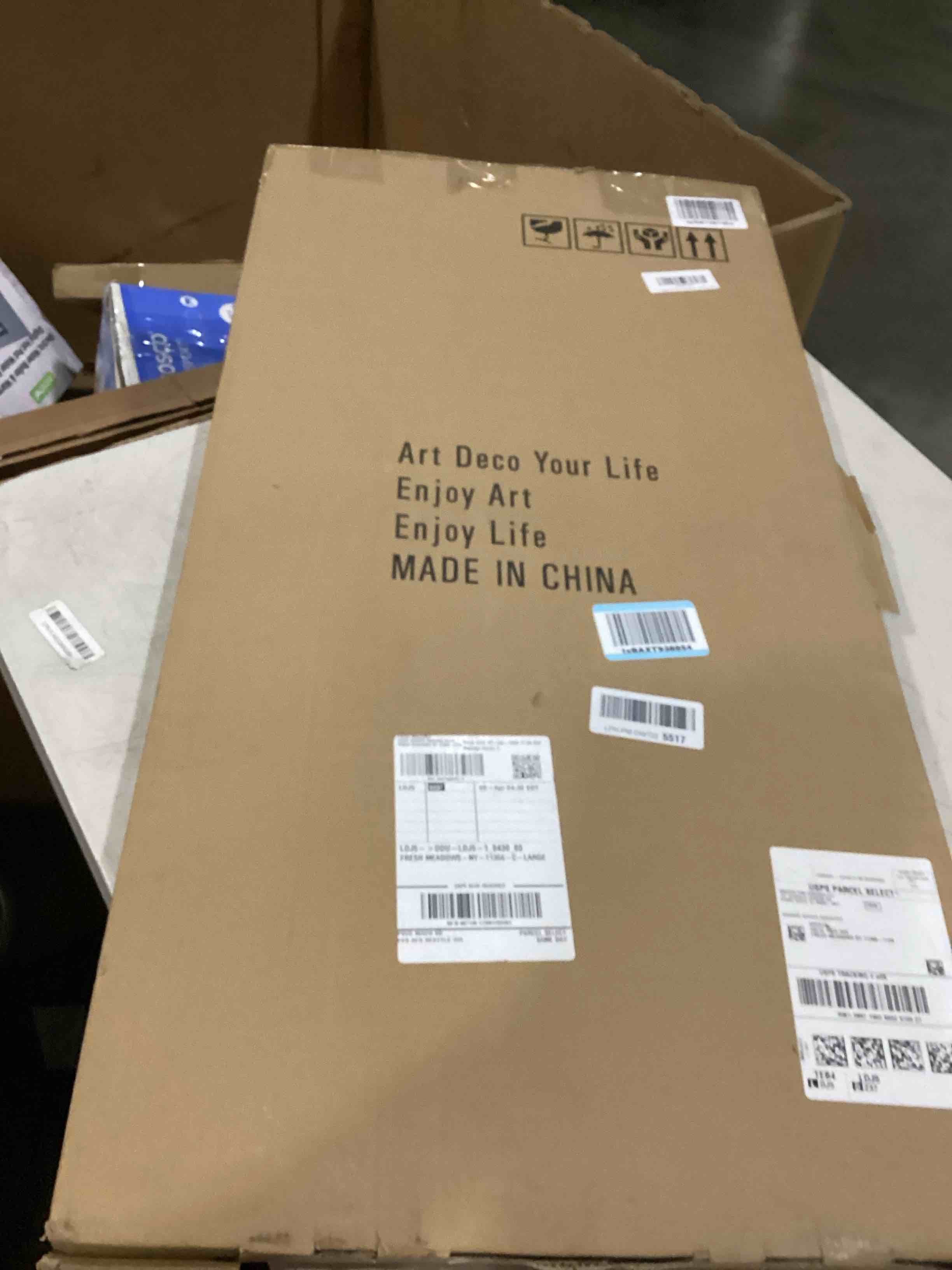 https://s3.amazonaws.com/lotting-images-prod/bidfta/PNK2555844_1747308761486.jpeg