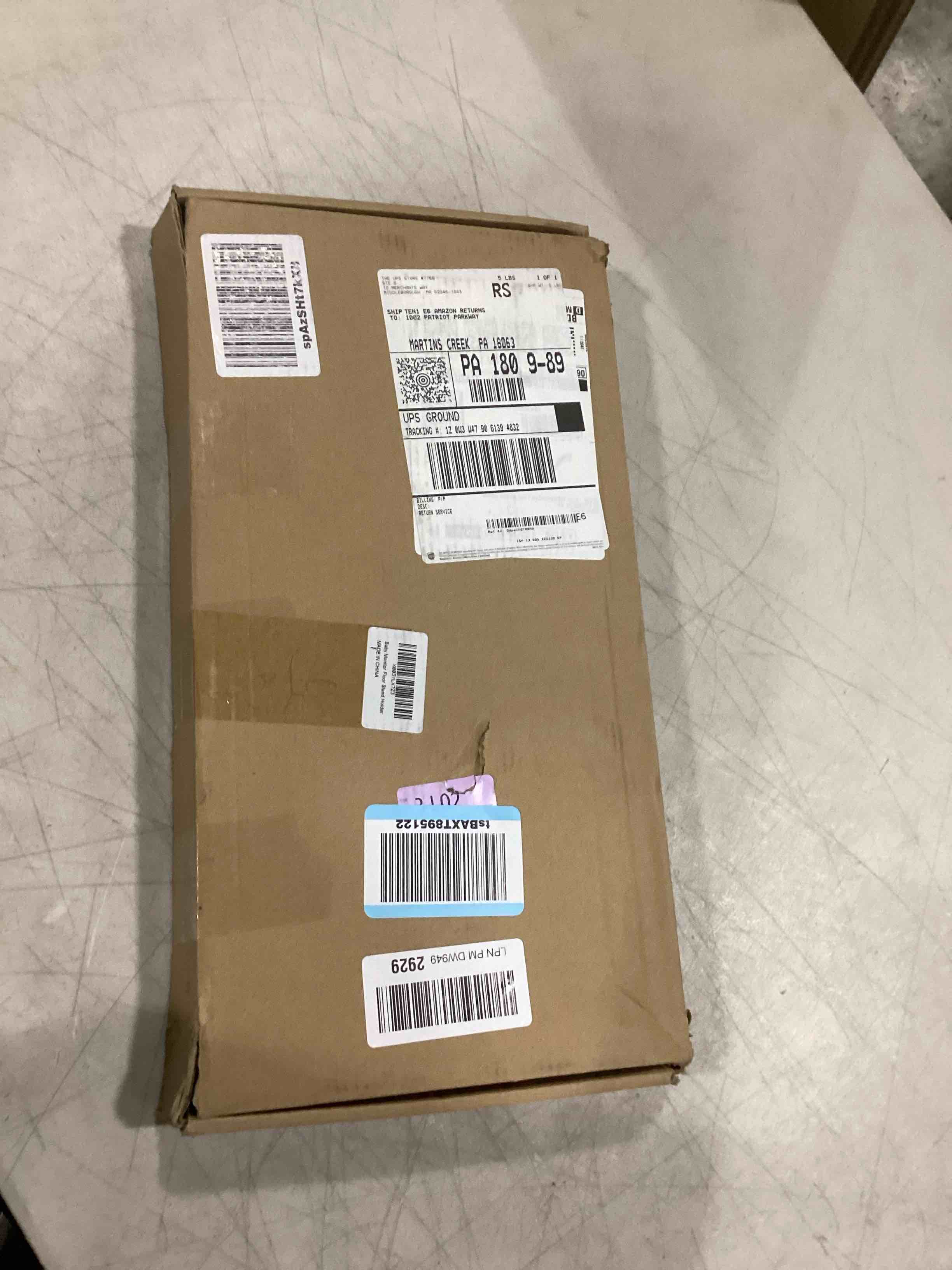 https://s3.amazonaws.com/lotting-images-prod/bidfta/PNK2556054_1747674060429.jpeg