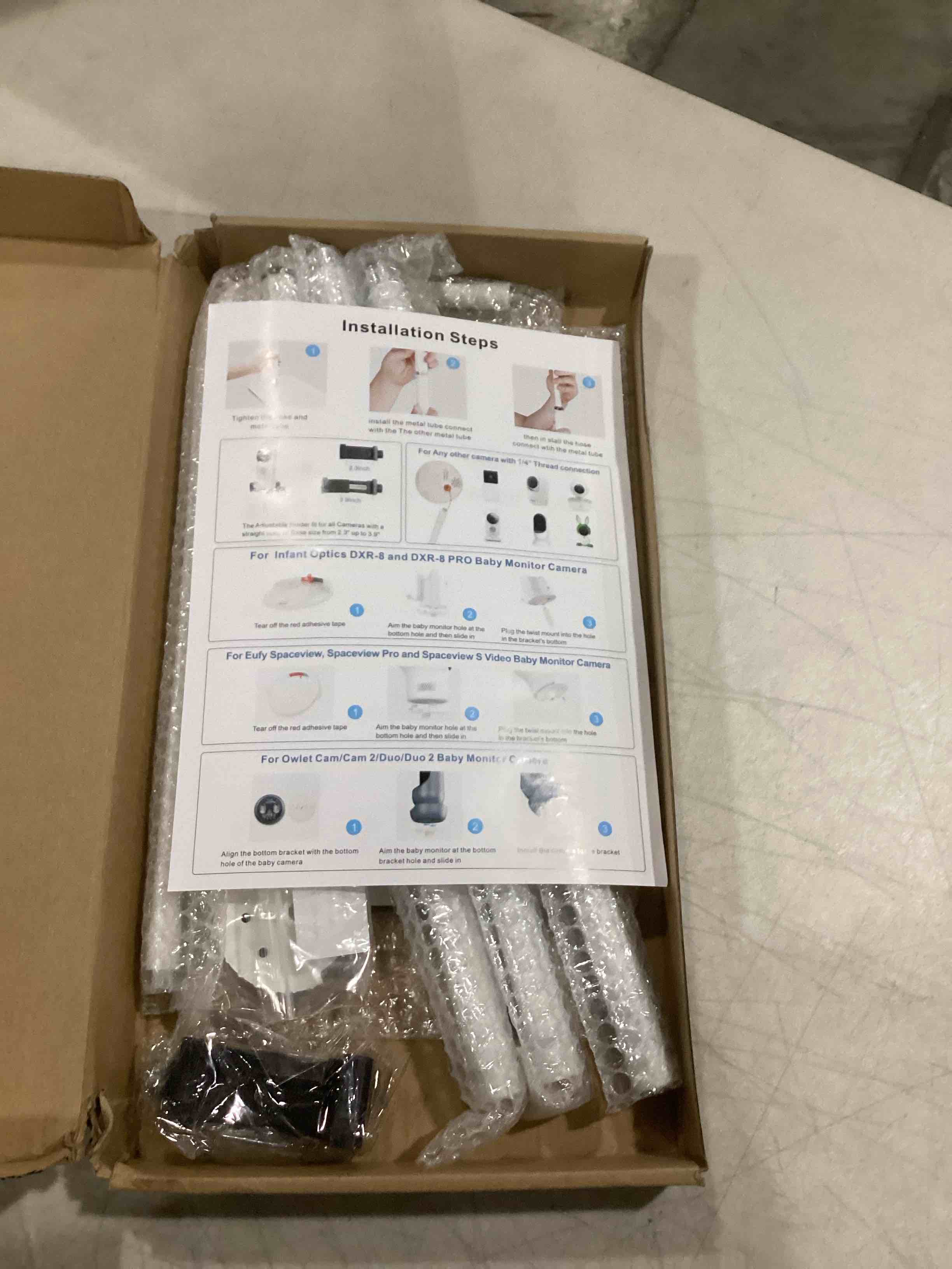 https://s3.amazonaws.com/lotting-images-prod/bidfta/PNK2556054_1747674078693.jpeg