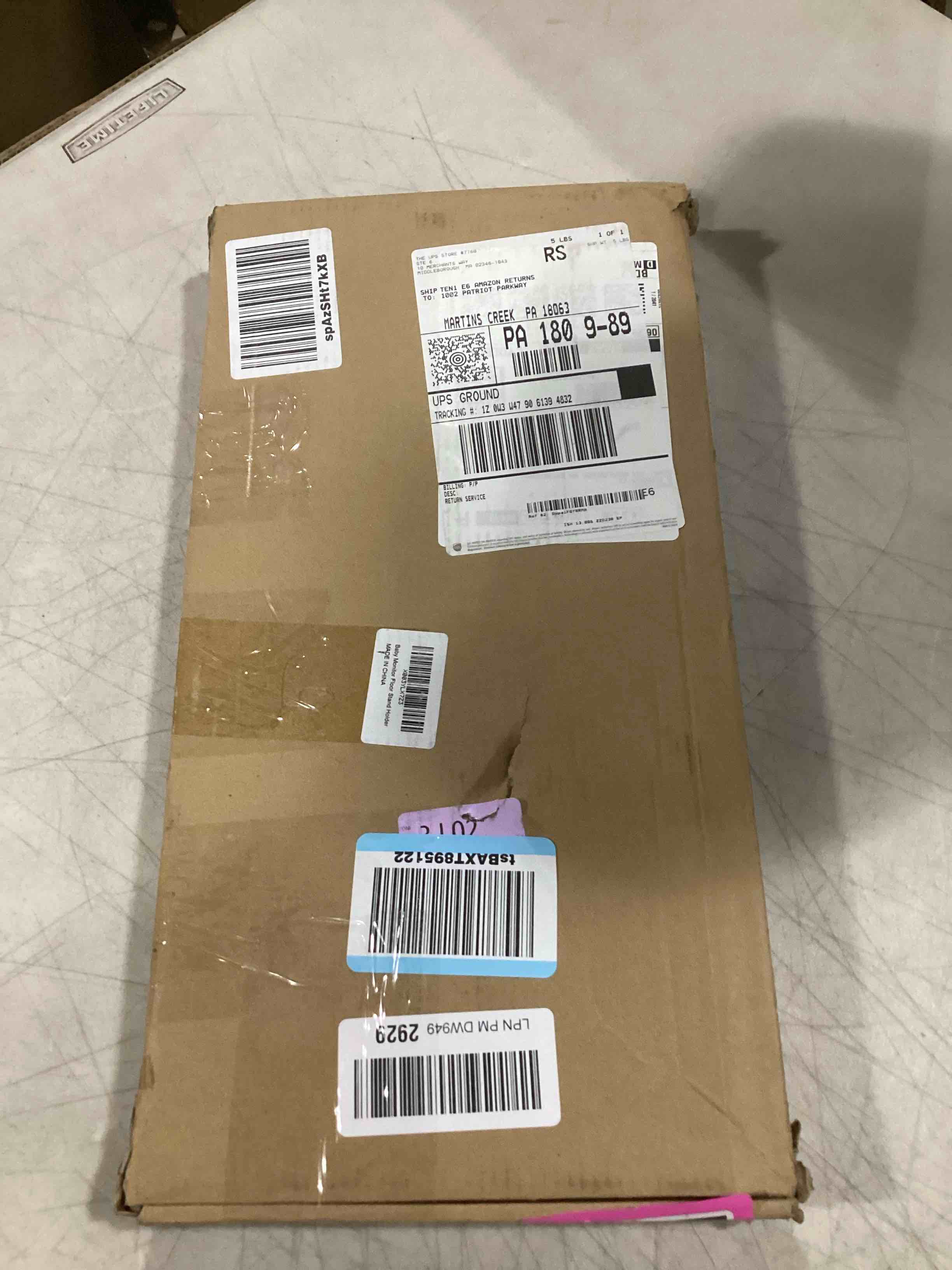 https://s3.amazonaws.com/lotting-images-prod/bidfta/PNK2556054_1747674414930.jpeg