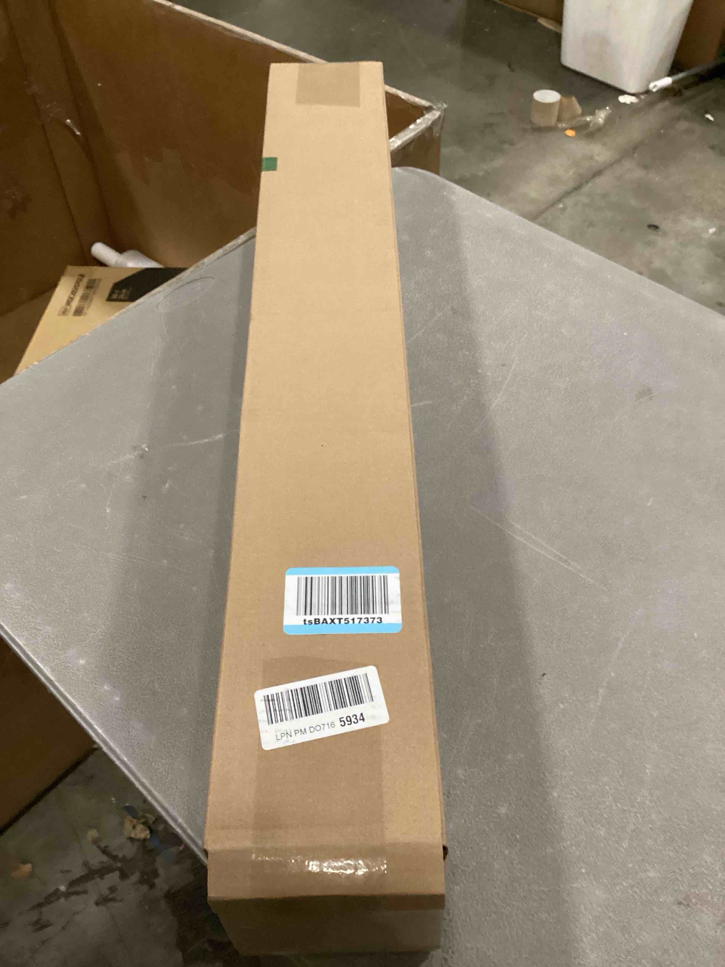 https://s3.amazonaws.com/lotting-images-prod/bidfta/PNK2557033_1745435280176.jpeg