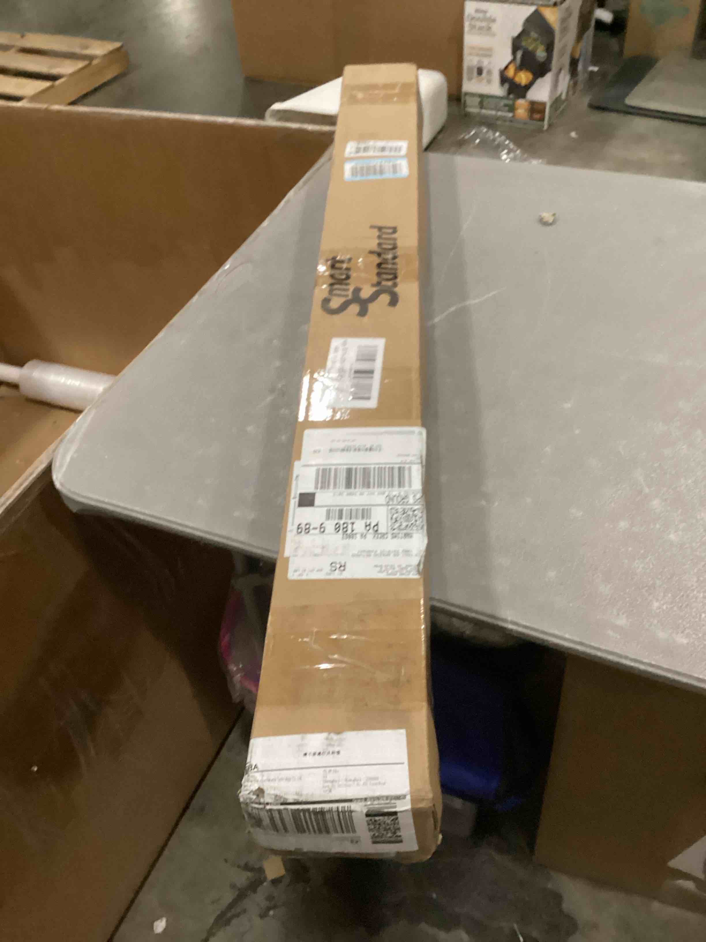 https://s3.amazonaws.com/lotting-images-prod/bidfta/PNK2557073_1745497137553.jpeg