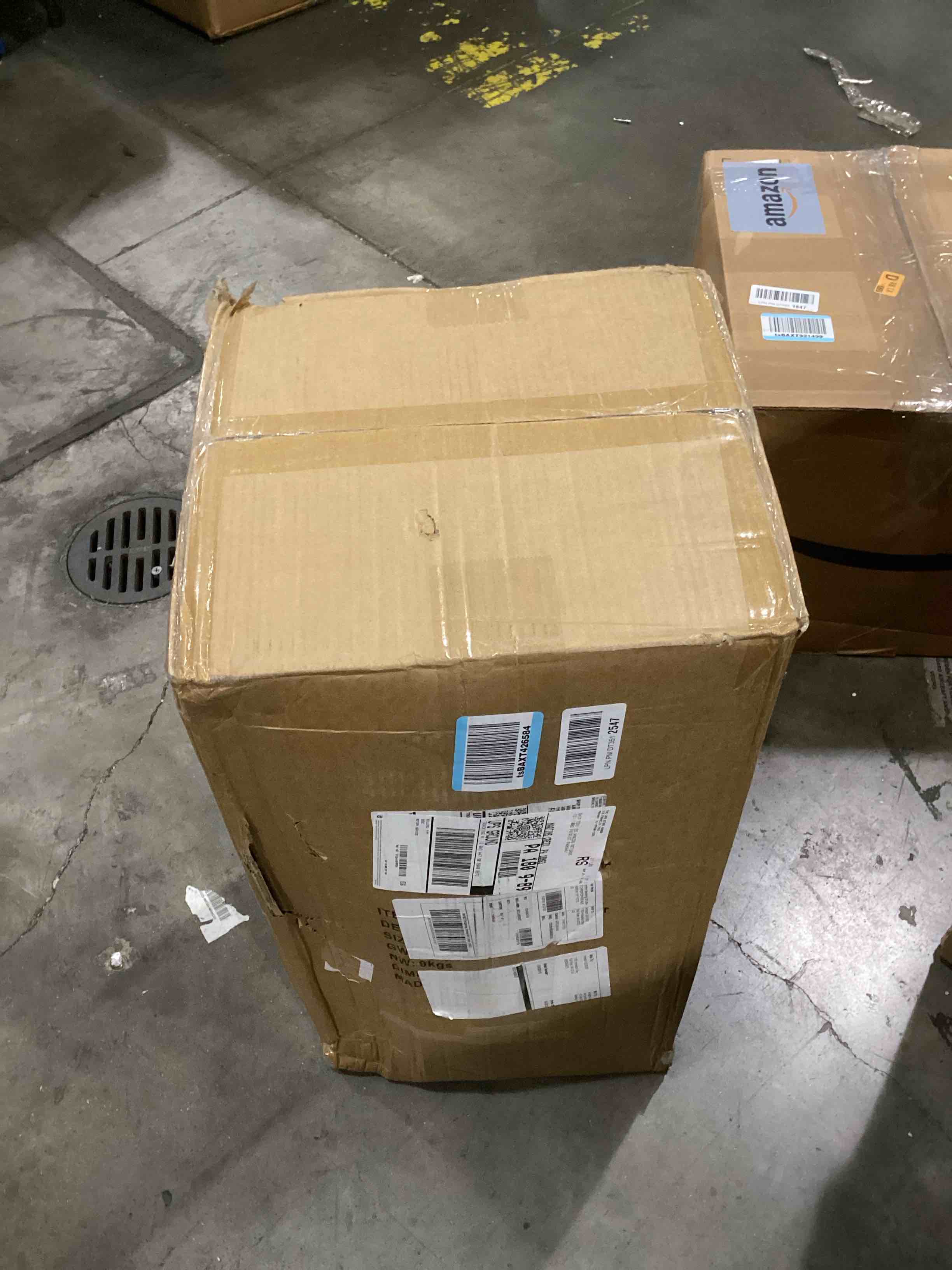 https://s3.amazonaws.com/lotting-images-prod/bidfta/PNK2557103_1745501360072.jpeg