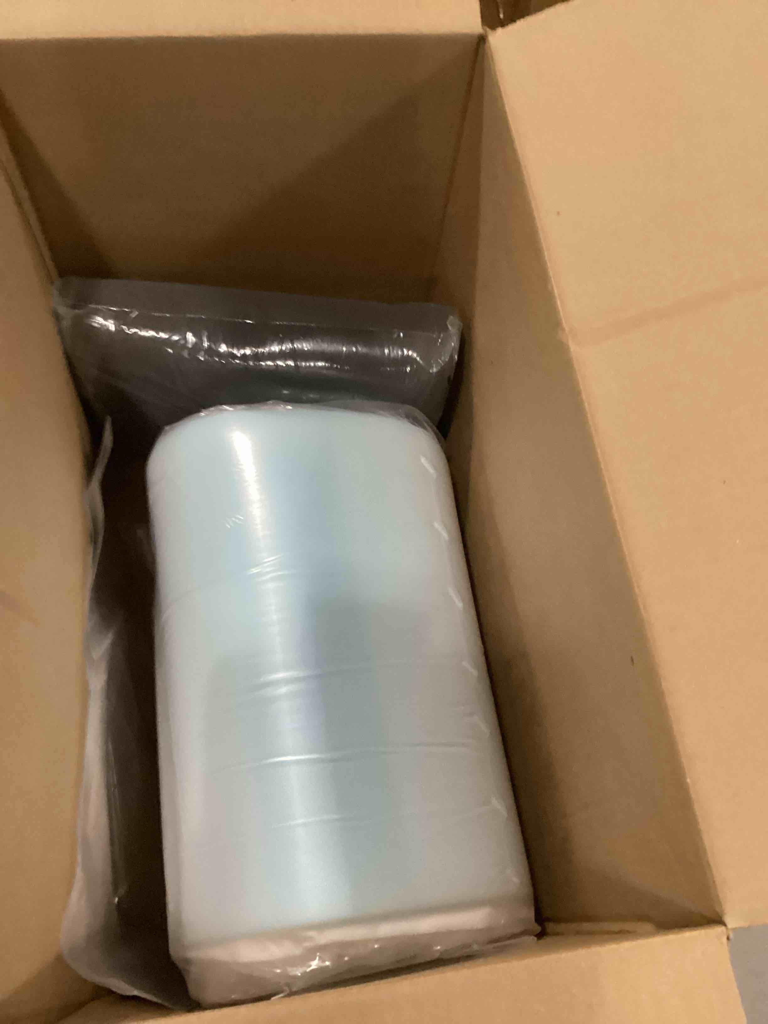 https://s3.amazonaws.com/lotting-images-prod/bidfta/PNK2557251_1745583484629.jpeg