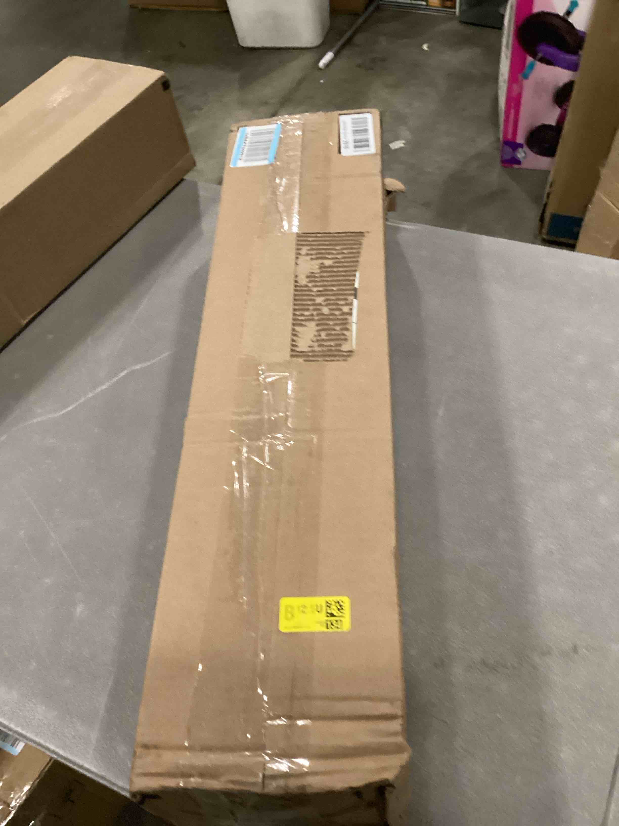 https://s3.amazonaws.com/lotting-images-prod/bidfta/PNK2557261_1745584896827.jpeg