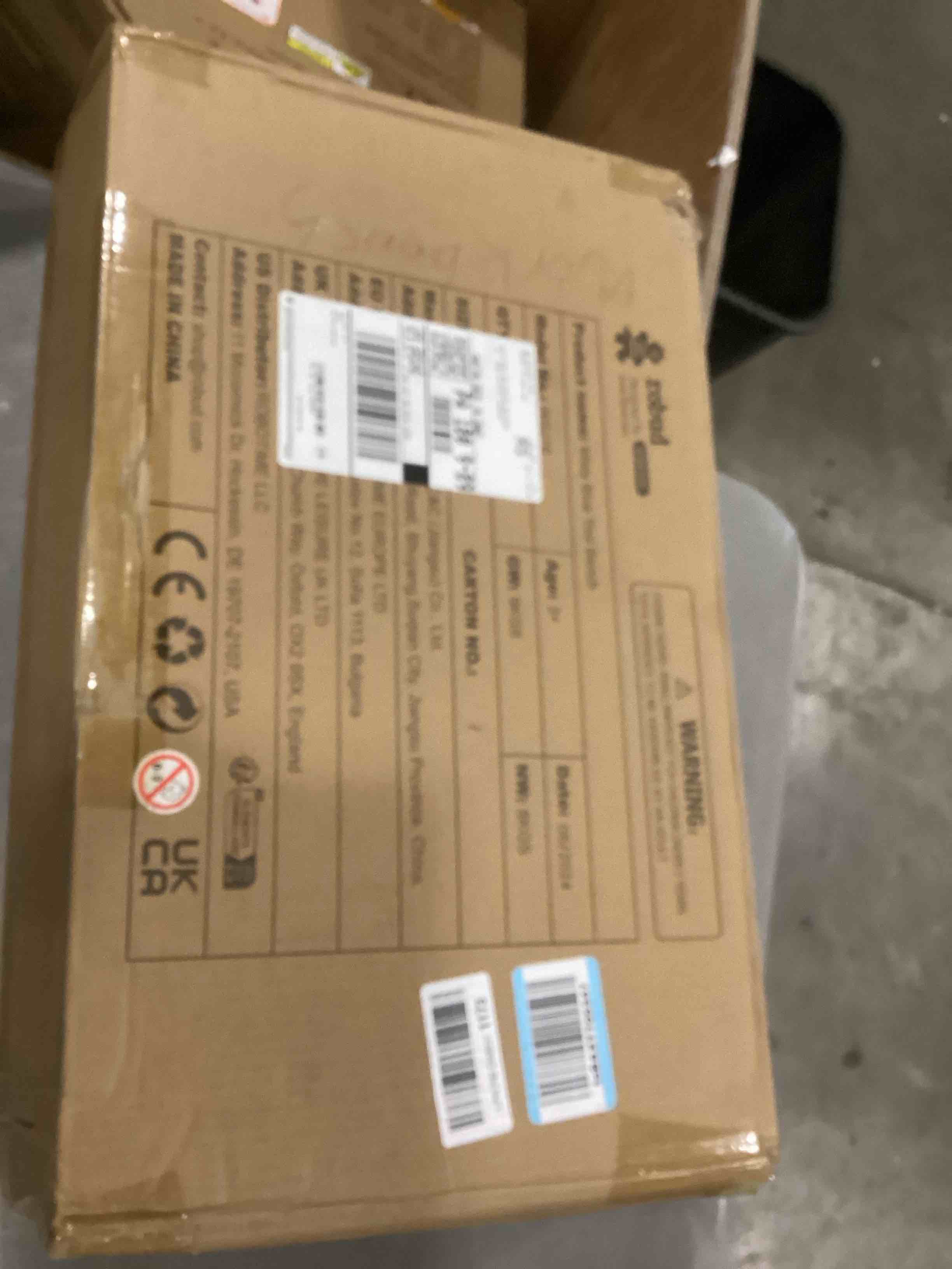 https://s3.amazonaws.com/lotting-images-prod/bidfta/PNK2557298_1745589251895.jpeg