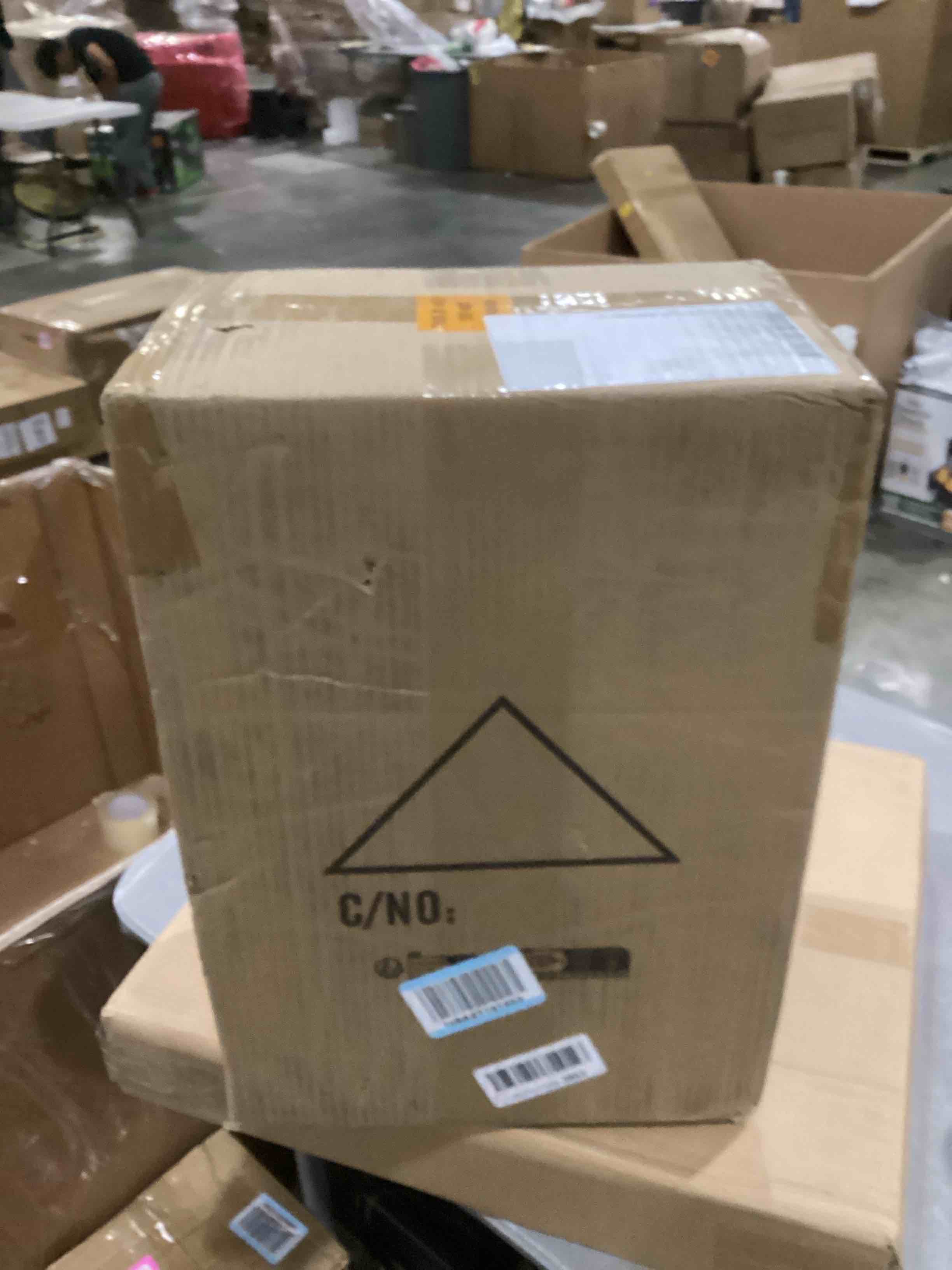 https://s3.amazonaws.com/lotting-images-prod/bidfta/PNK2557350_1745600070617.jpeg