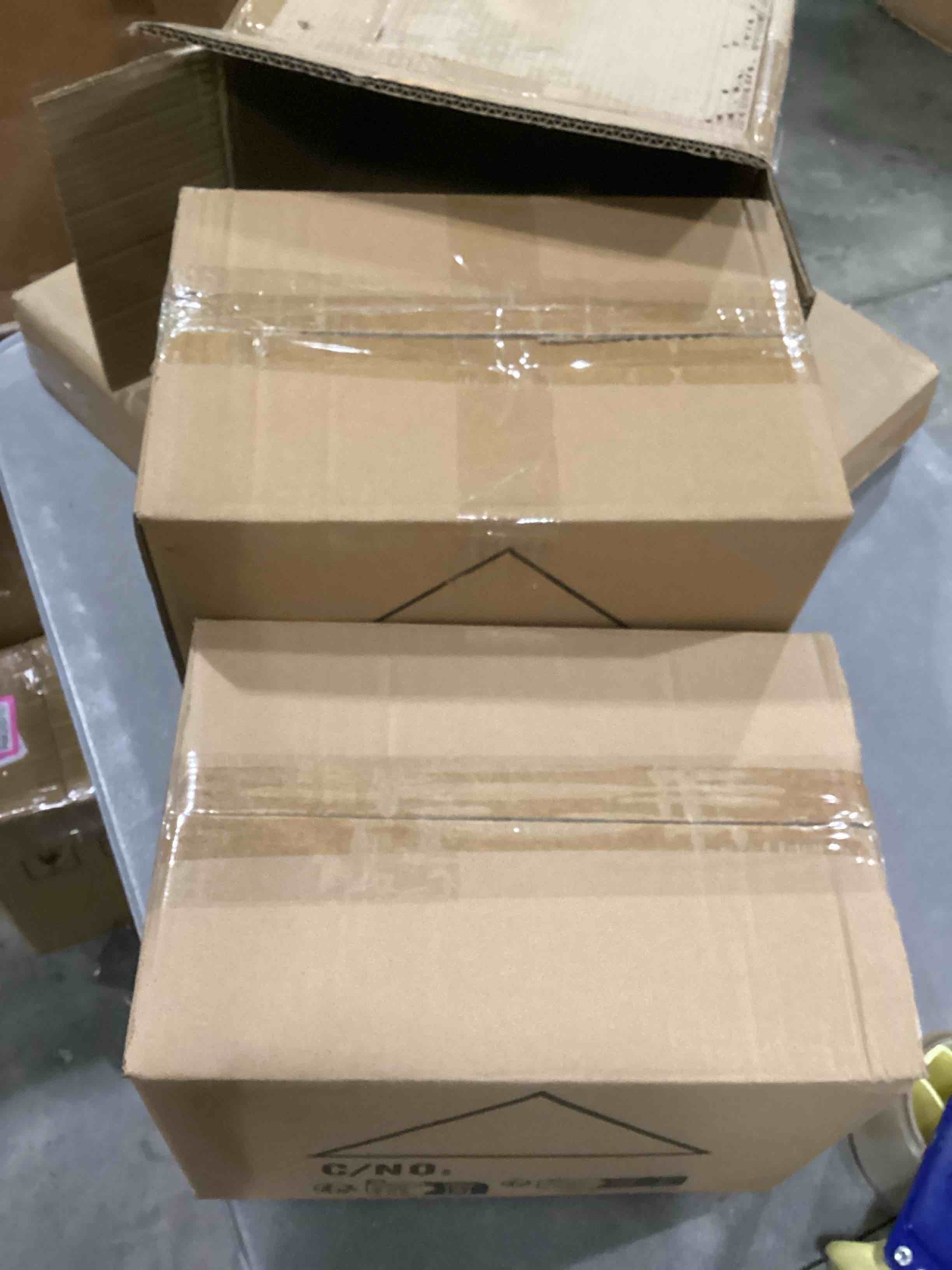 https://s3.amazonaws.com/lotting-images-prod/bidfta/PNK2557350_1745600248664.jpeg