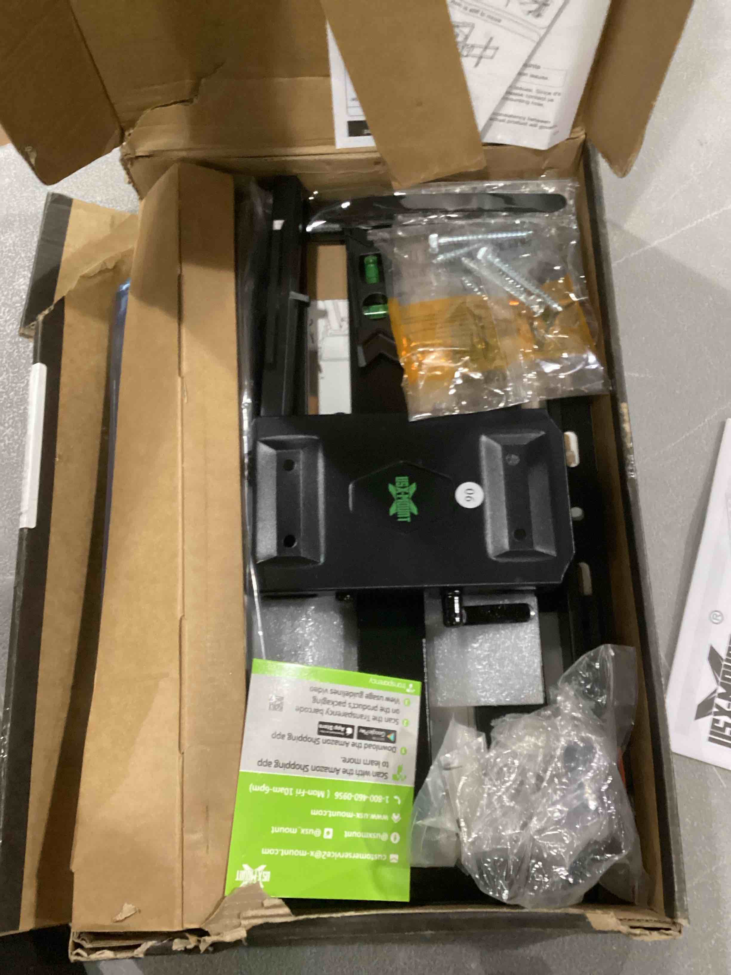 https://s3.amazonaws.com/lotting-images-prod/bidfta/PNK2557392_1745607143724.jpeg