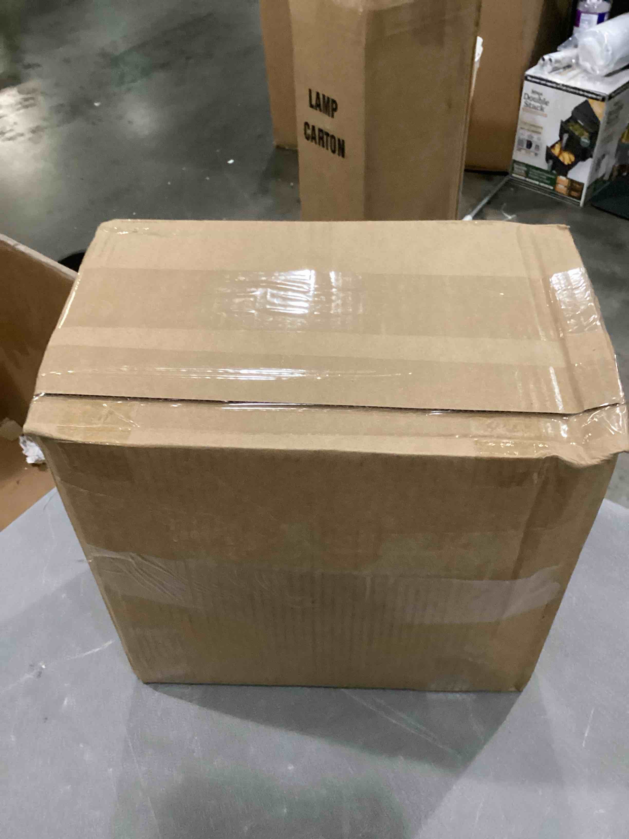 https://s3.amazonaws.com/lotting-images-prod/bidfta/PNK2557395_1745608148552.jpeg