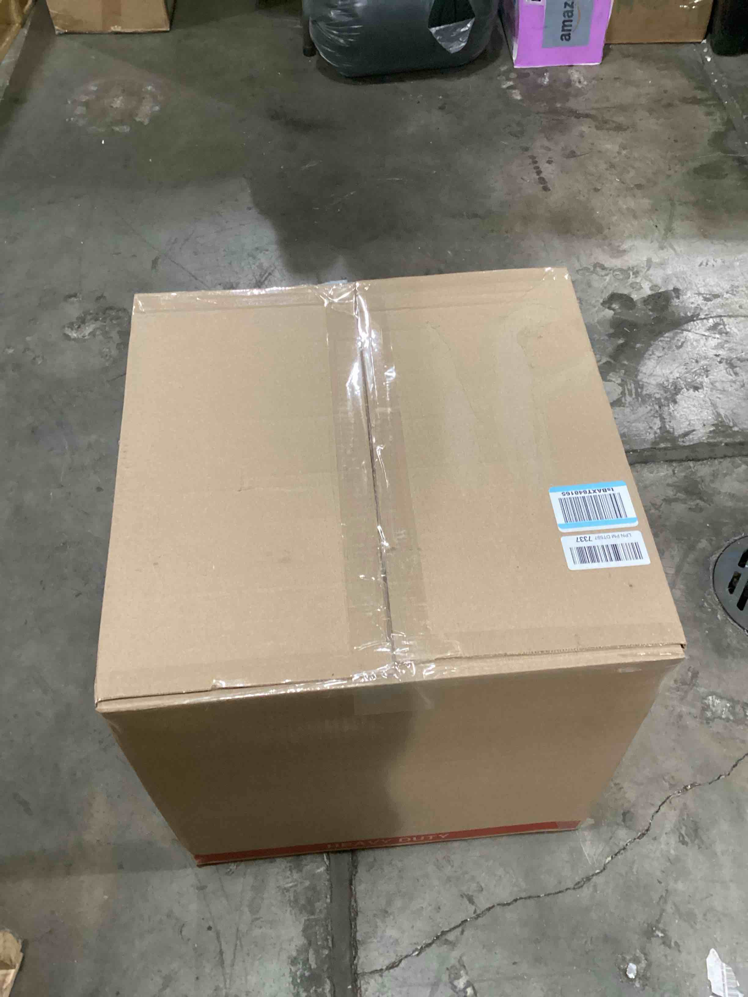 https://s3.amazonaws.com/lotting-images-prod/bidfta/PNK2557406_1745838400758.jpeg
