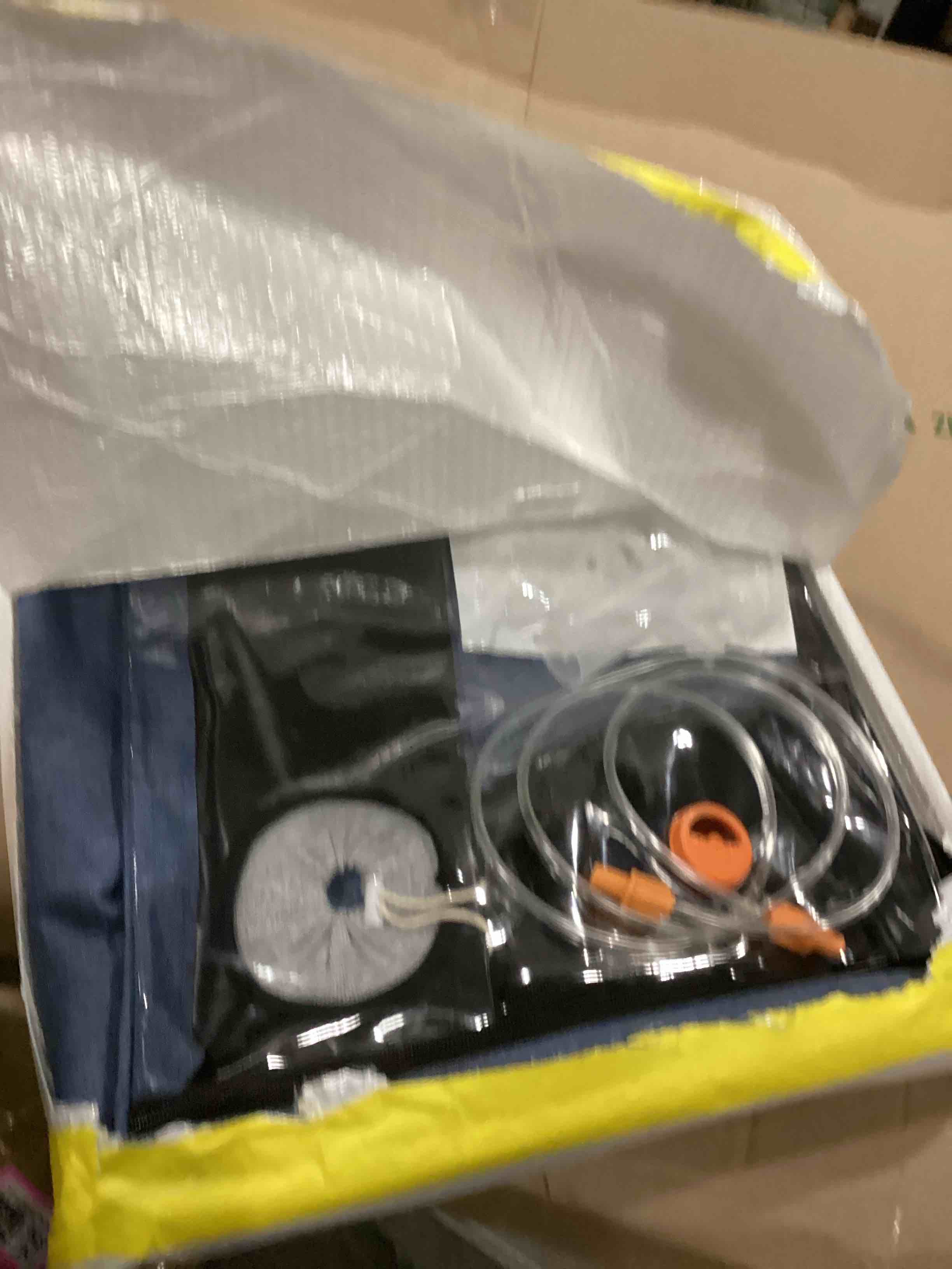 https://s3.amazonaws.com/lotting-images-prod/bidfta/PNK2557443_1745843955856.jpeg
