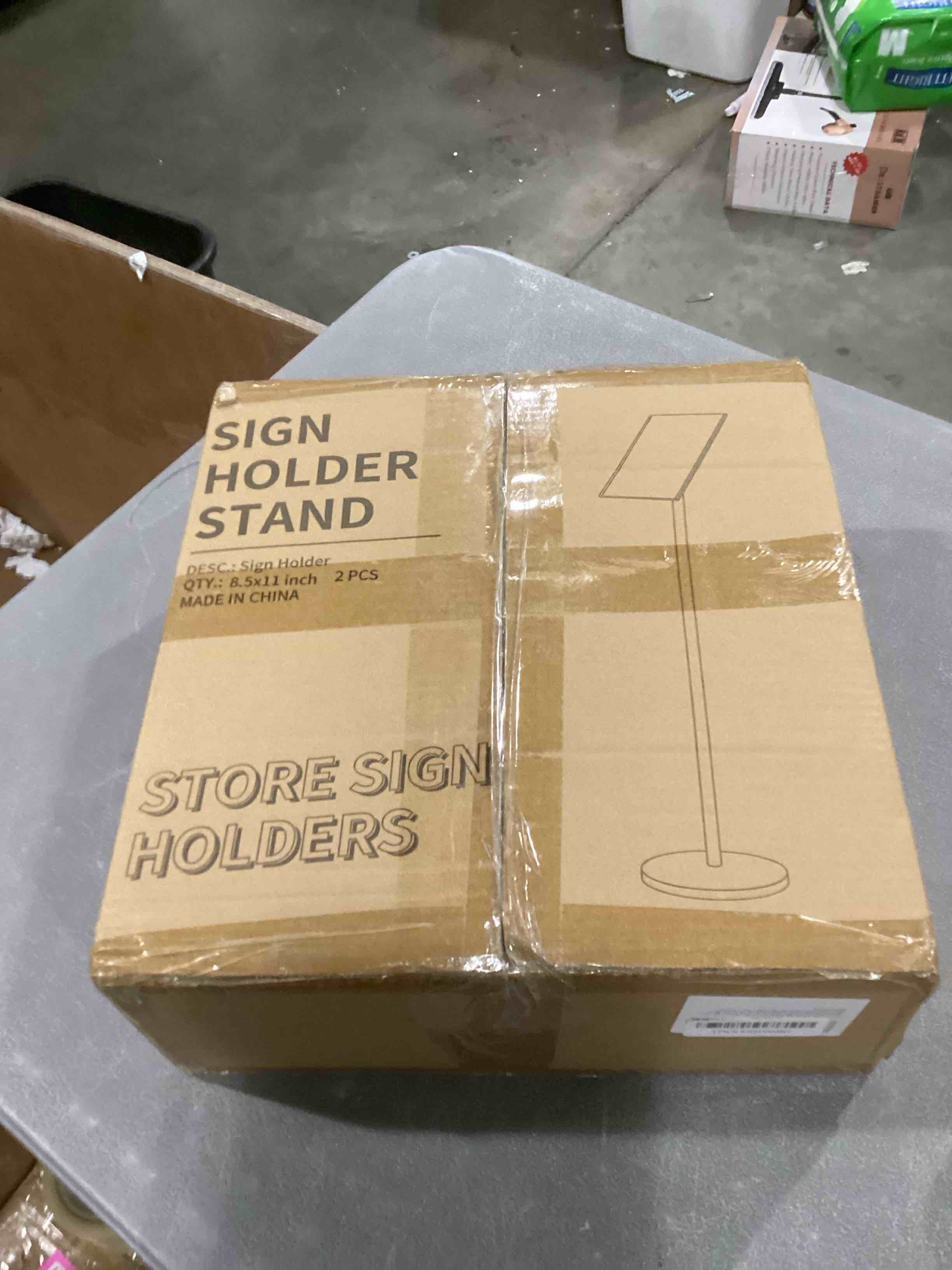 https://s3.amazonaws.com/lotting-images-prod/bidfta/PNK2557532_1745860705987.jpeg