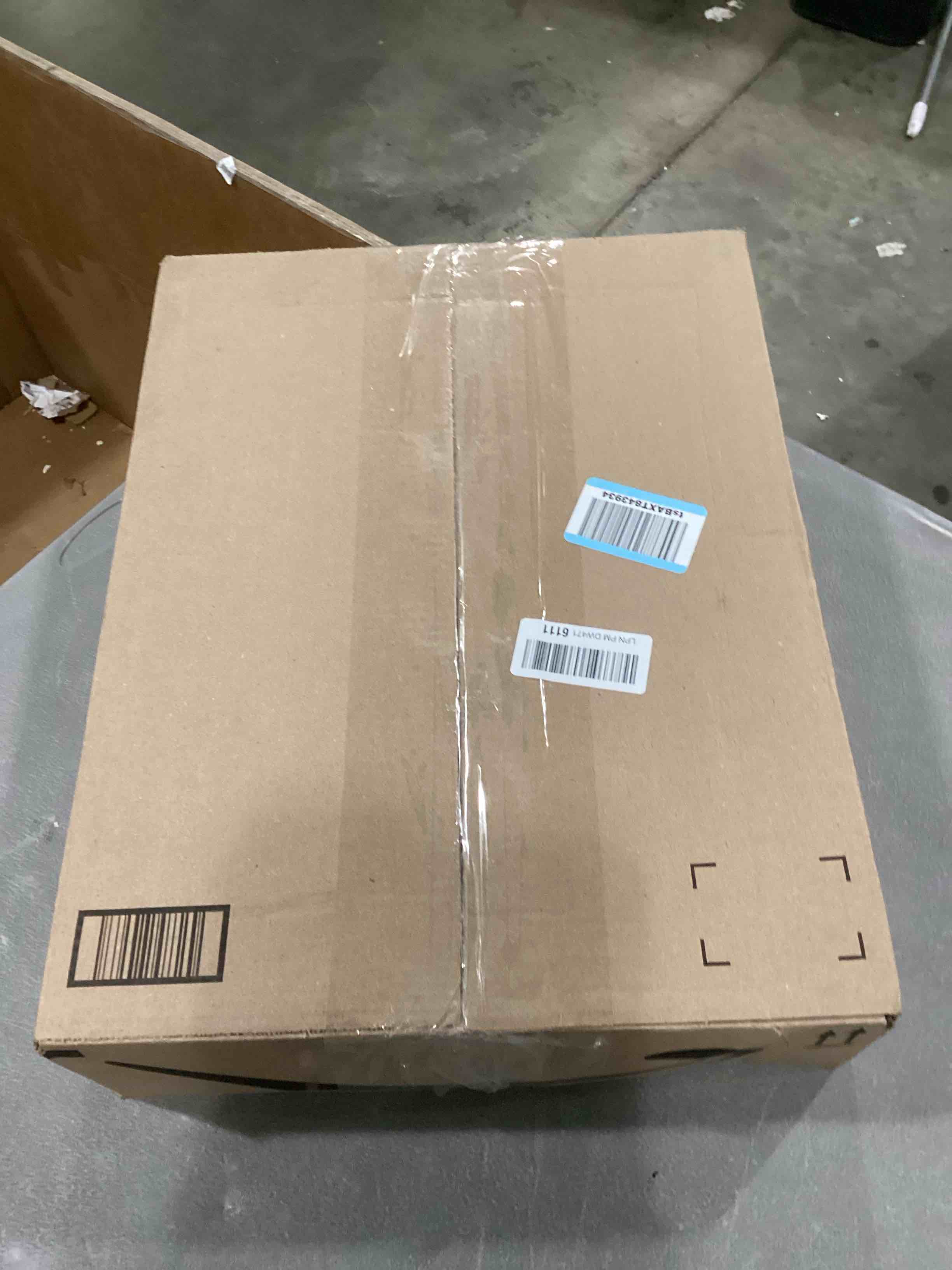 https://s3.amazonaws.com/lotting-images-prod/bidfta/PNK2557750_1746011804981.jpeg