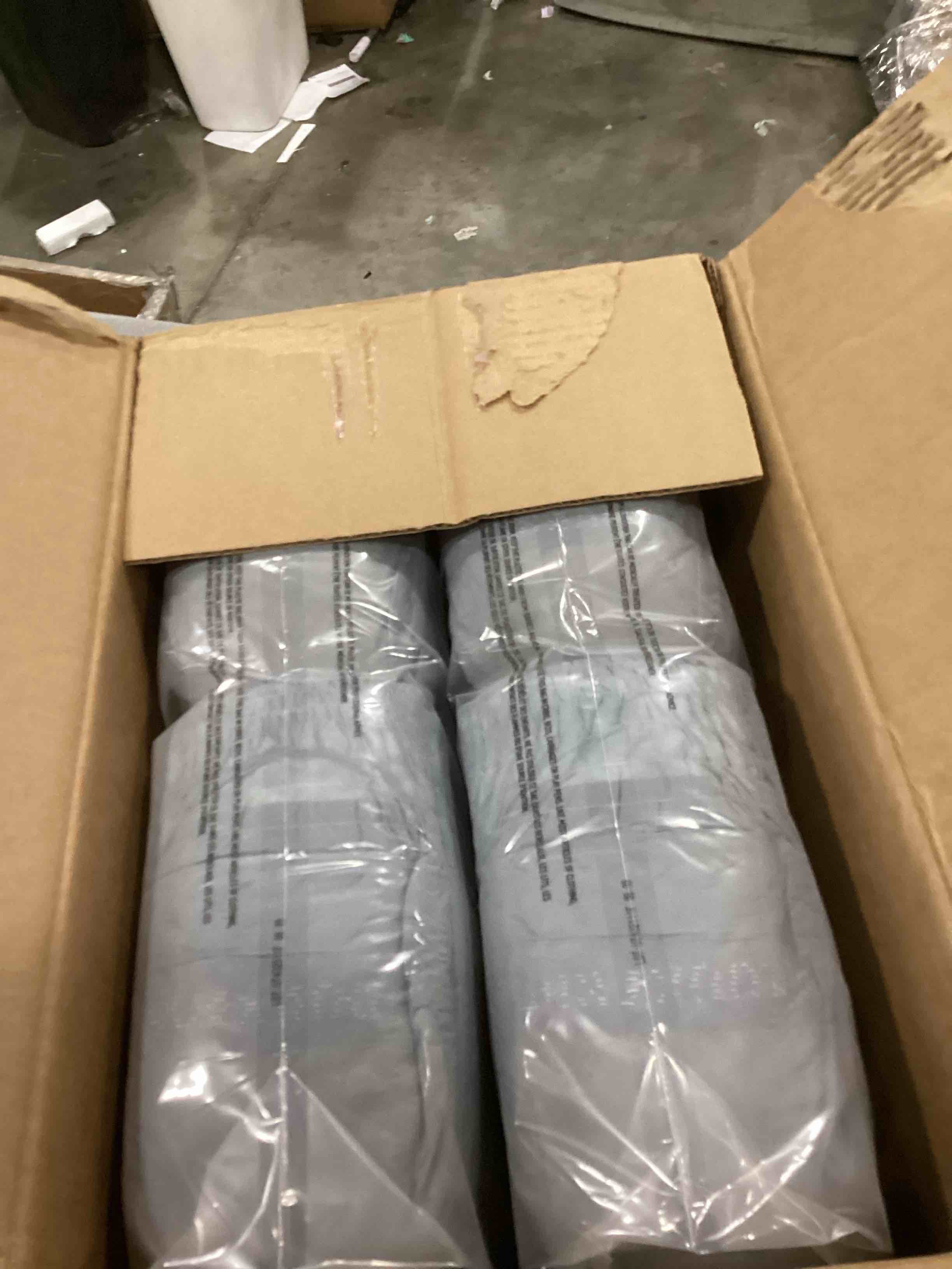 https://s3.amazonaws.com/lotting-images-prod/bidfta/PNK2557882_1746039481040.jpeg