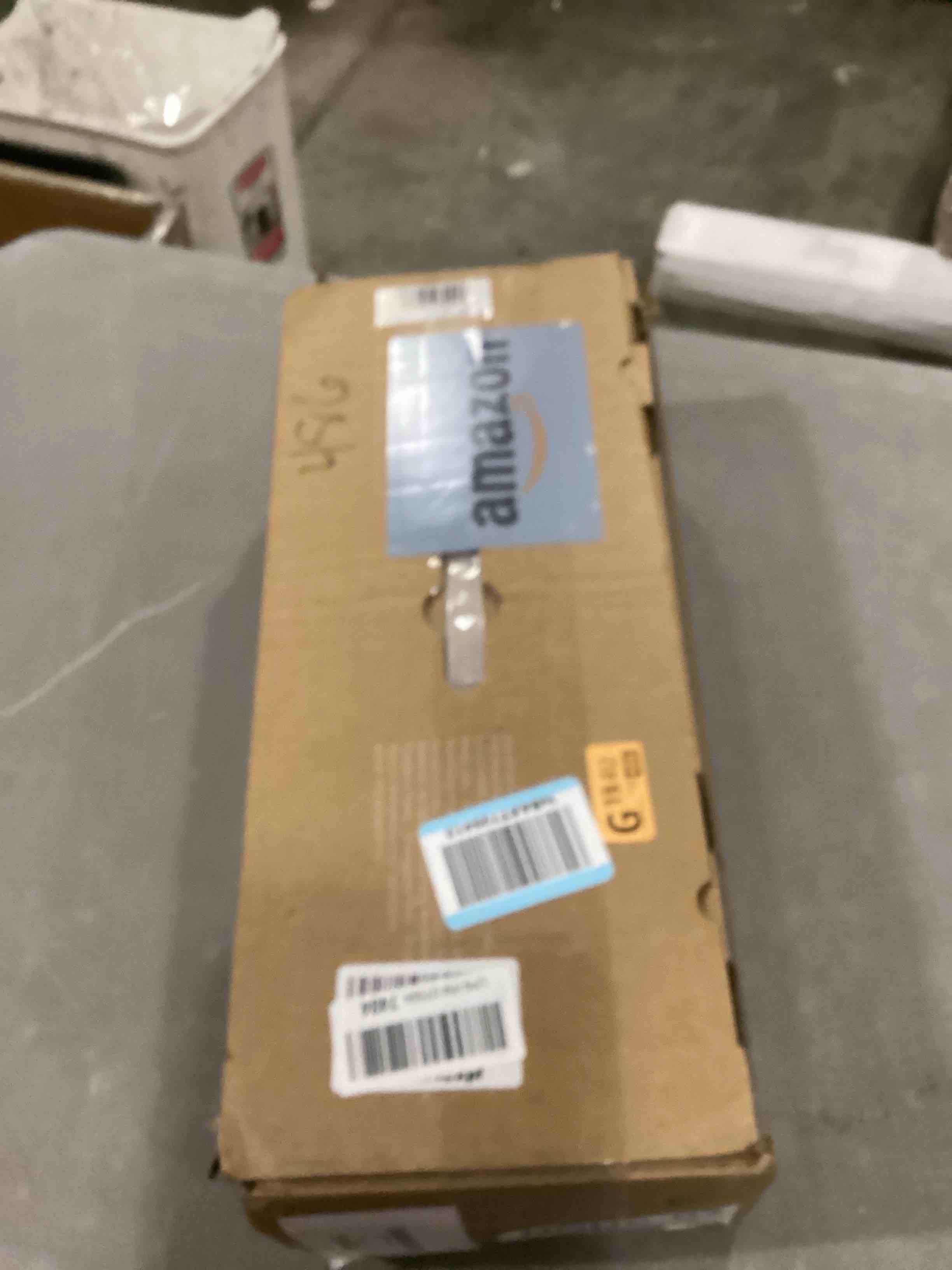 https://s3.amazonaws.com/lotting-images-prod/bidfta/PNK2557899_1746097833171.jpeg