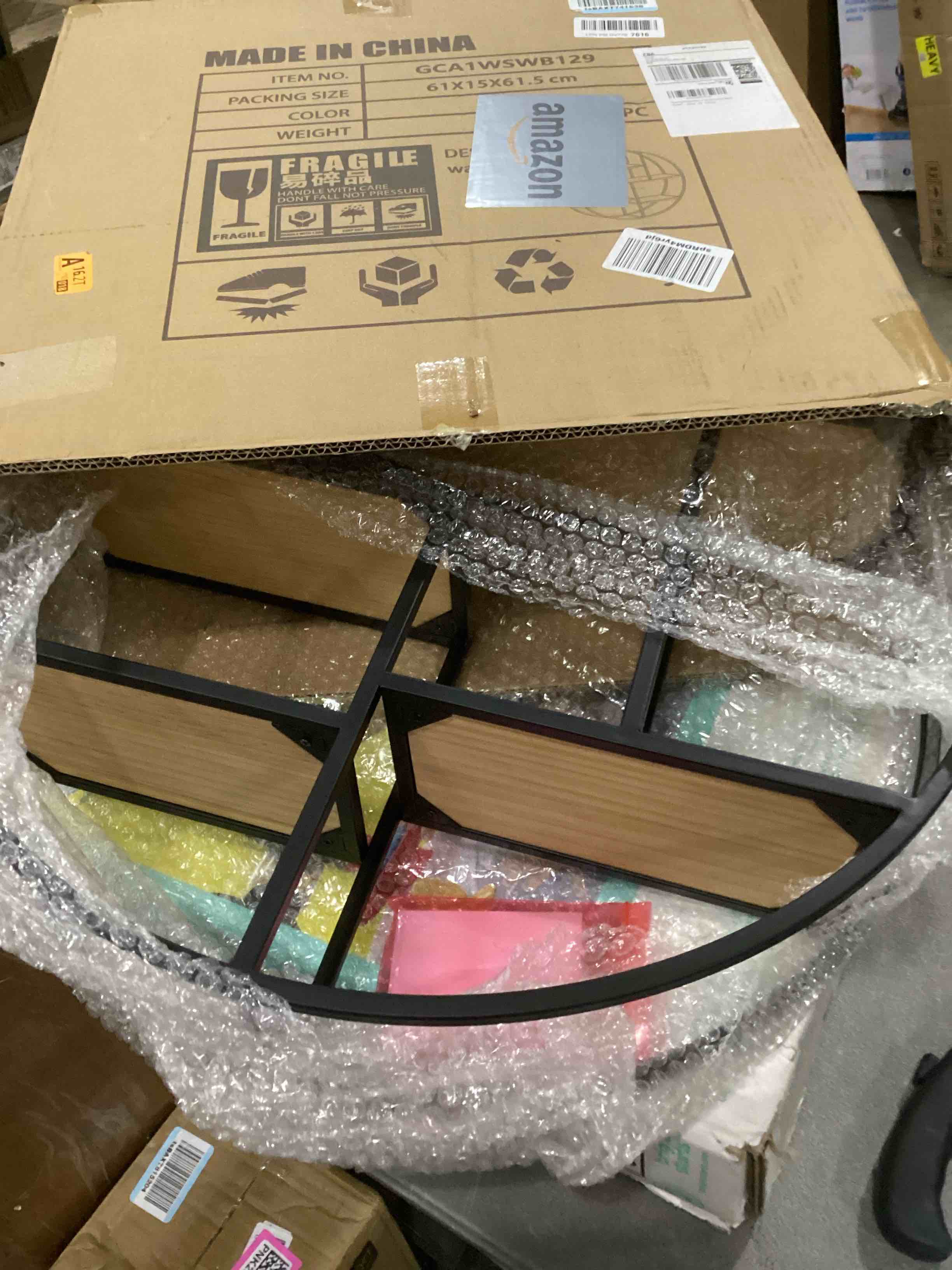 https://s3.amazonaws.com/lotting-images-prod/bidfta/PNK2557902_1746098234581.jpeg
