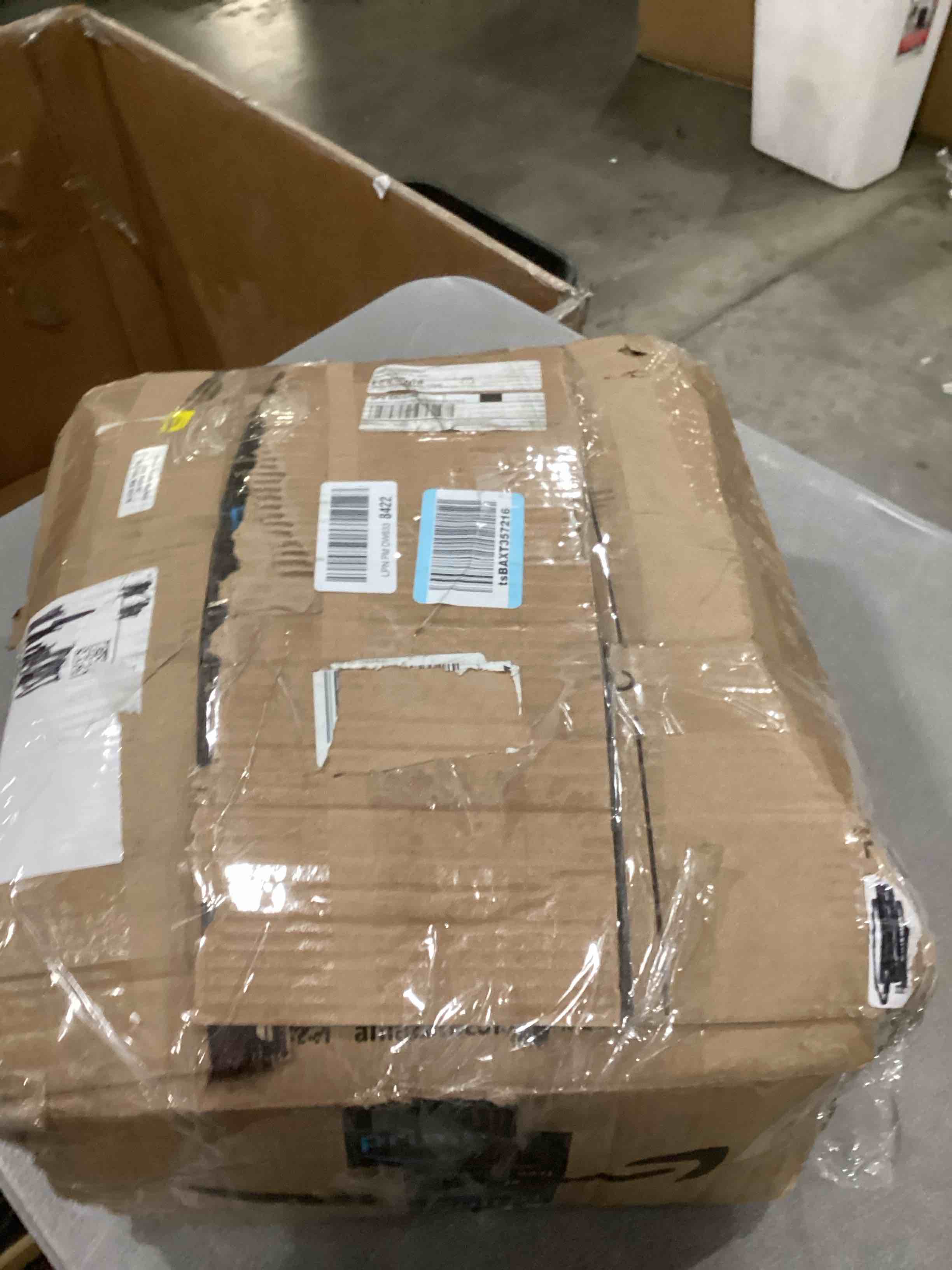 https://s3.amazonaws.com/lotting-images-prod/bidfta/PNK2557956_1746106981433.jpeg
