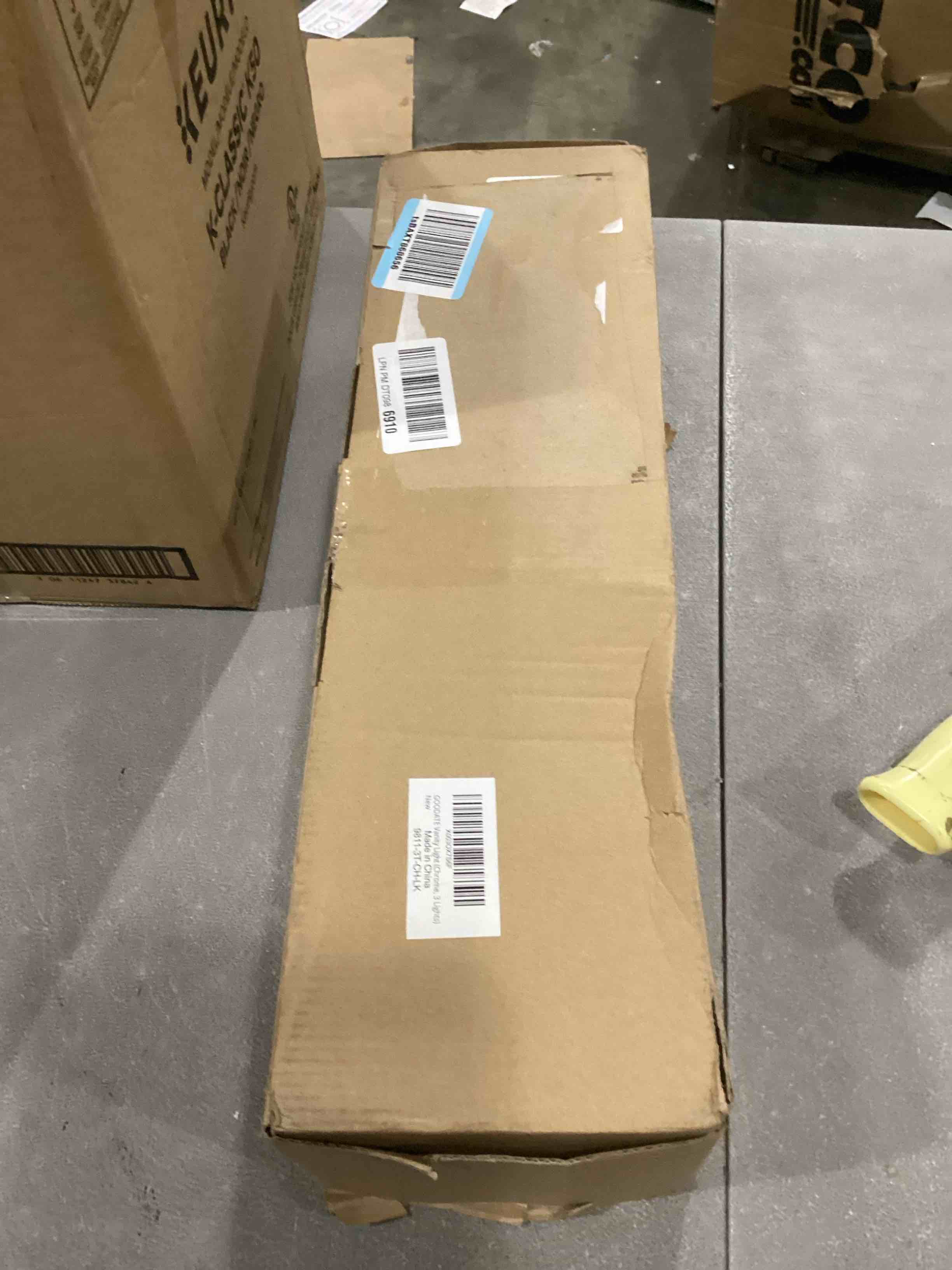 https://s3.amazonaws.com/lotting-images-prod/bidfta/PNK2557958_1746107344251.jpeg