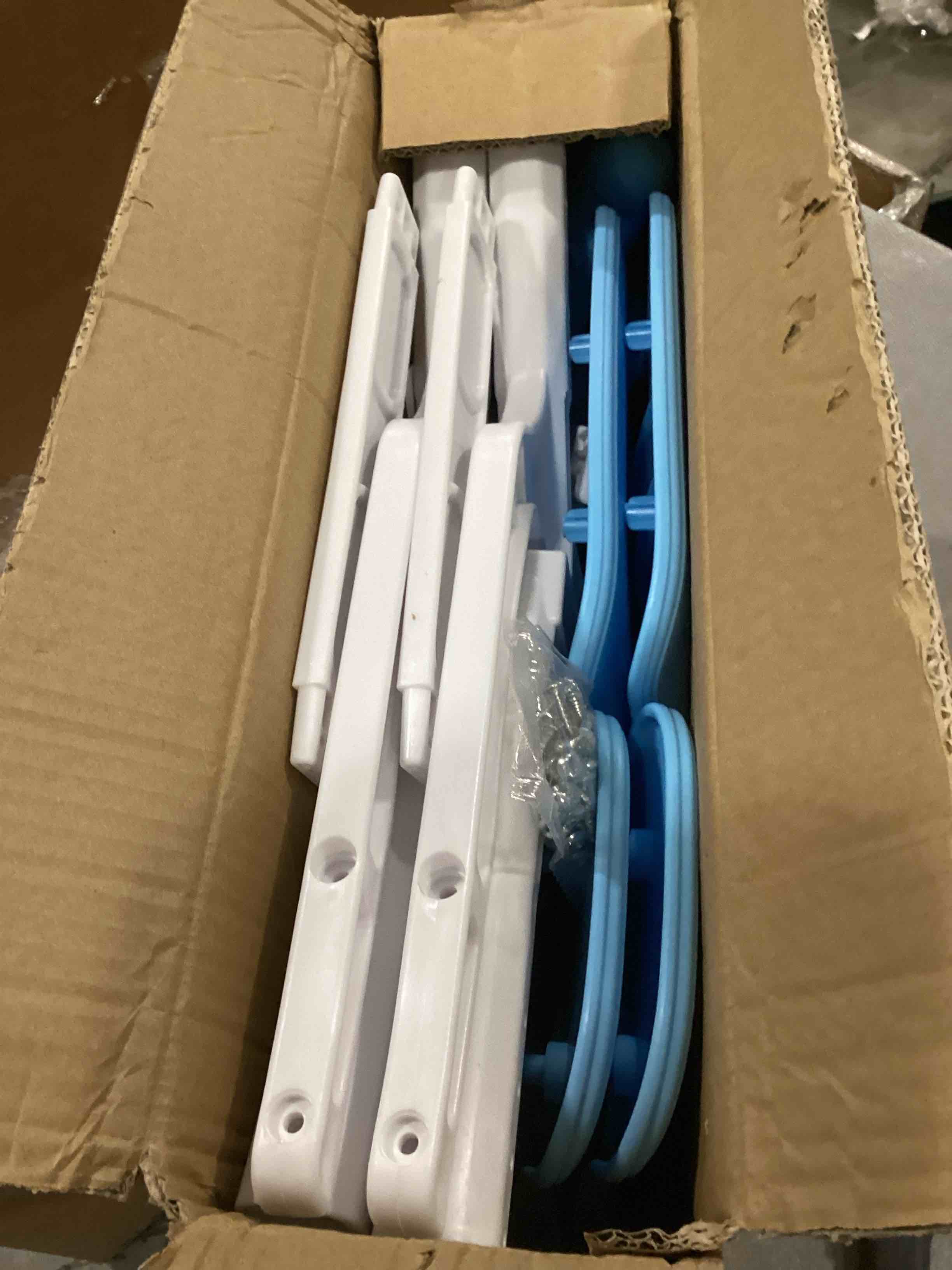 https://s3.amazonaws.com/lotting-images-prod/bidfta/PNK2558514_1746538561427.jpeg