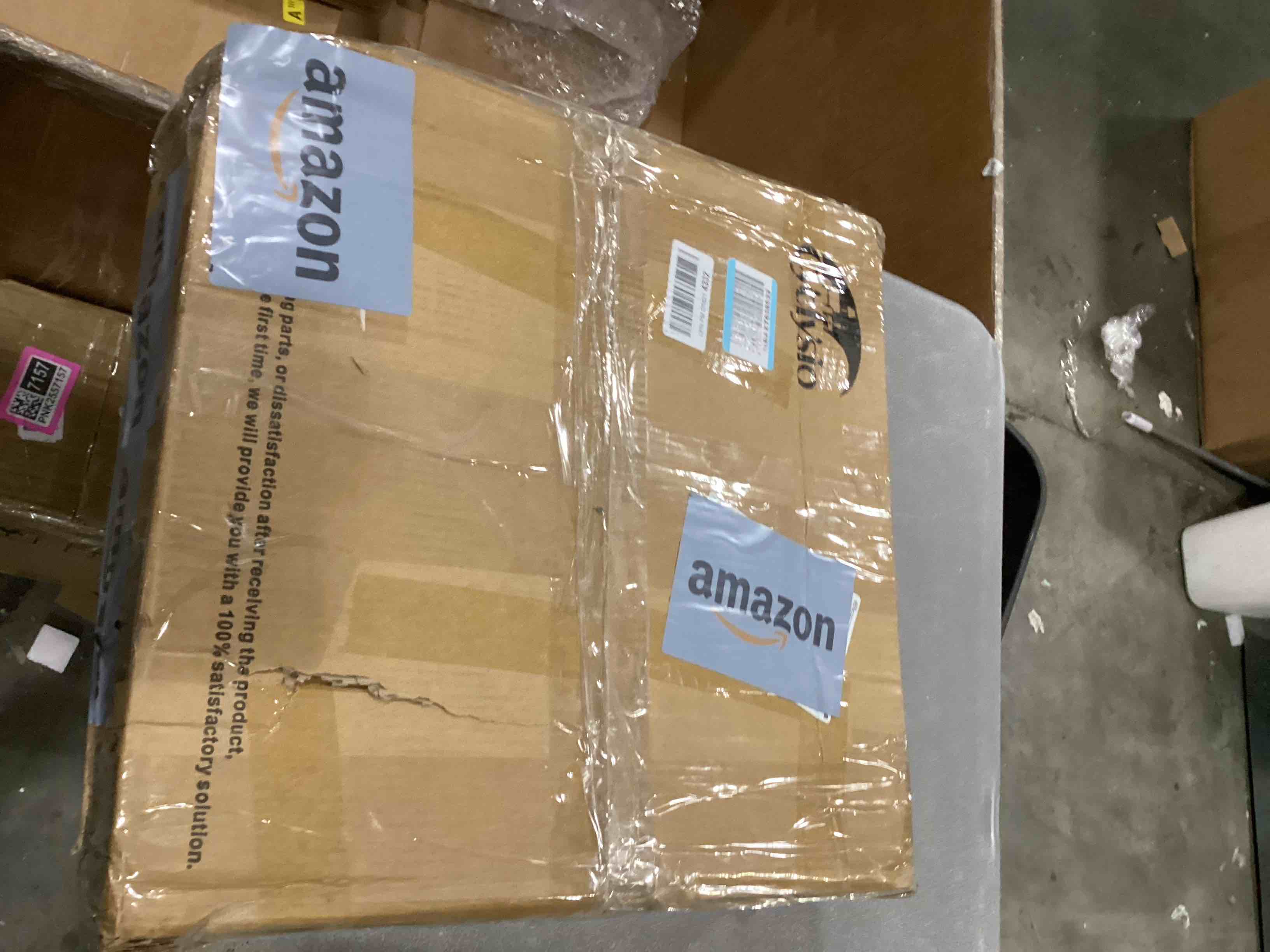 https://s3.amazonaws.com/lotting-images-prod/bidfta/PNK2558546_1746543800963.jpeg