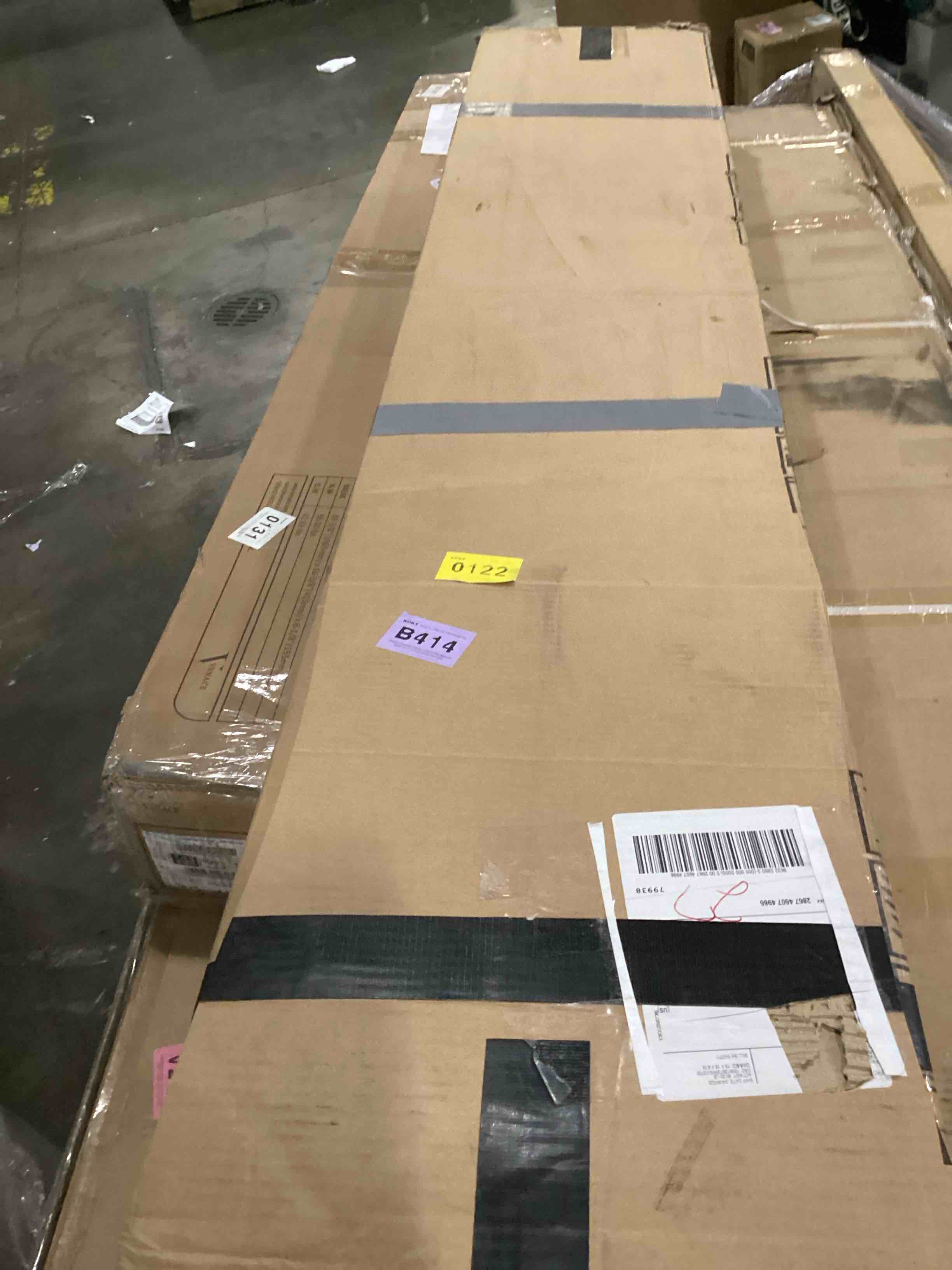 https://s3.amazonaws.com/lotting-images-prod/bidfta/PNK2558638_1746626133607.jpeg