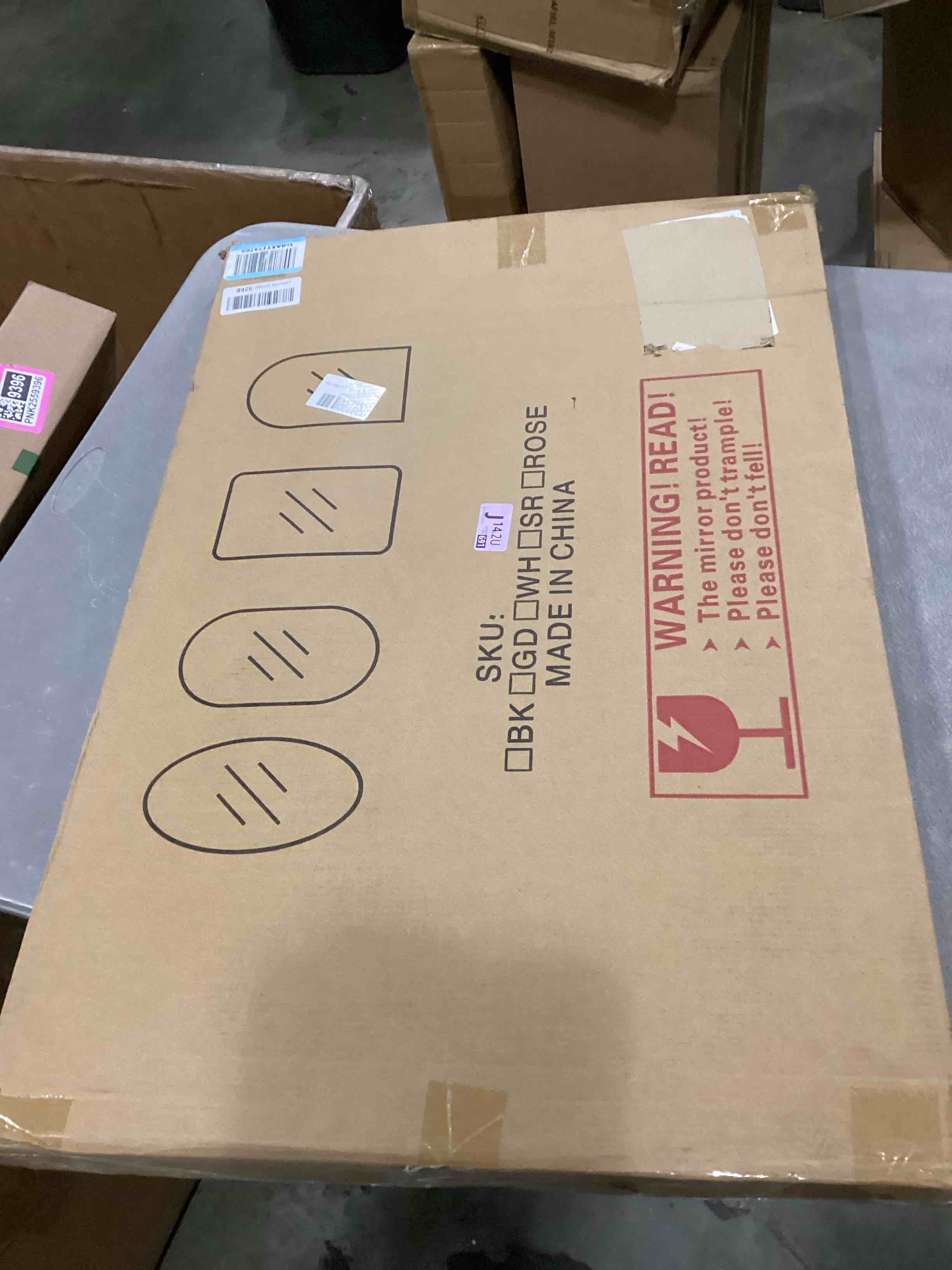 https://s3.amazonaws.com/lotting-images-prod/bidfta/PNK2559397_1747394124885.jpeg