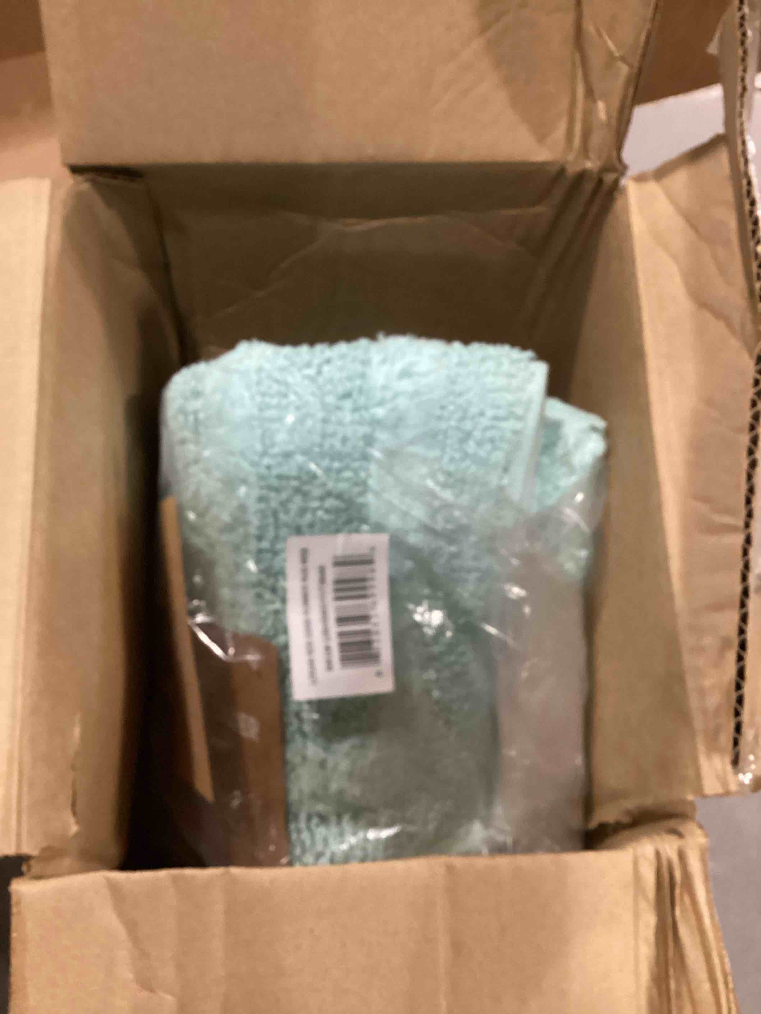 https://s3.amazonaws.com/lotting-images-prod/bidfta/PNK2559924_1747850149773.jpeg